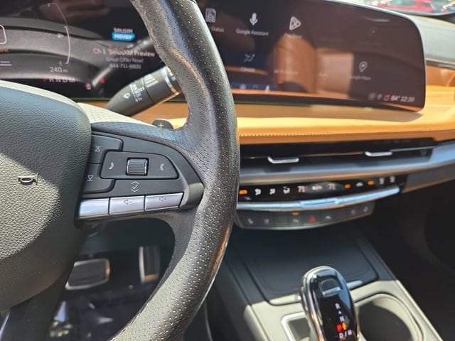 2024 Cadillac XT4 Sport - Photo 25