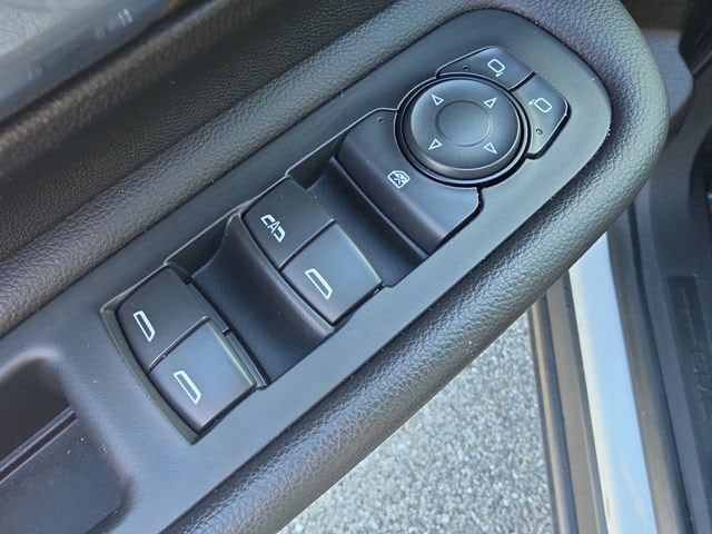 2022 GMC Terrain SLE - Photo 20