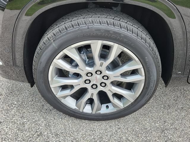 2026 GMC Acadia Denali - Photo 8