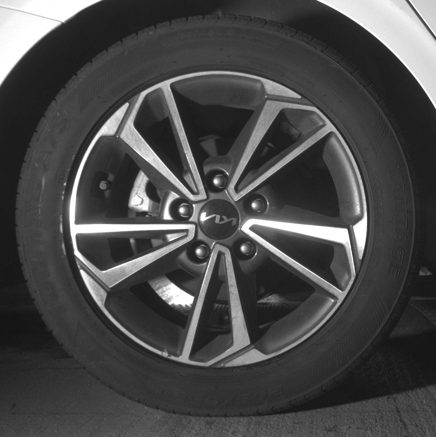 Thumbnail: 2024 Kia Forte - 12