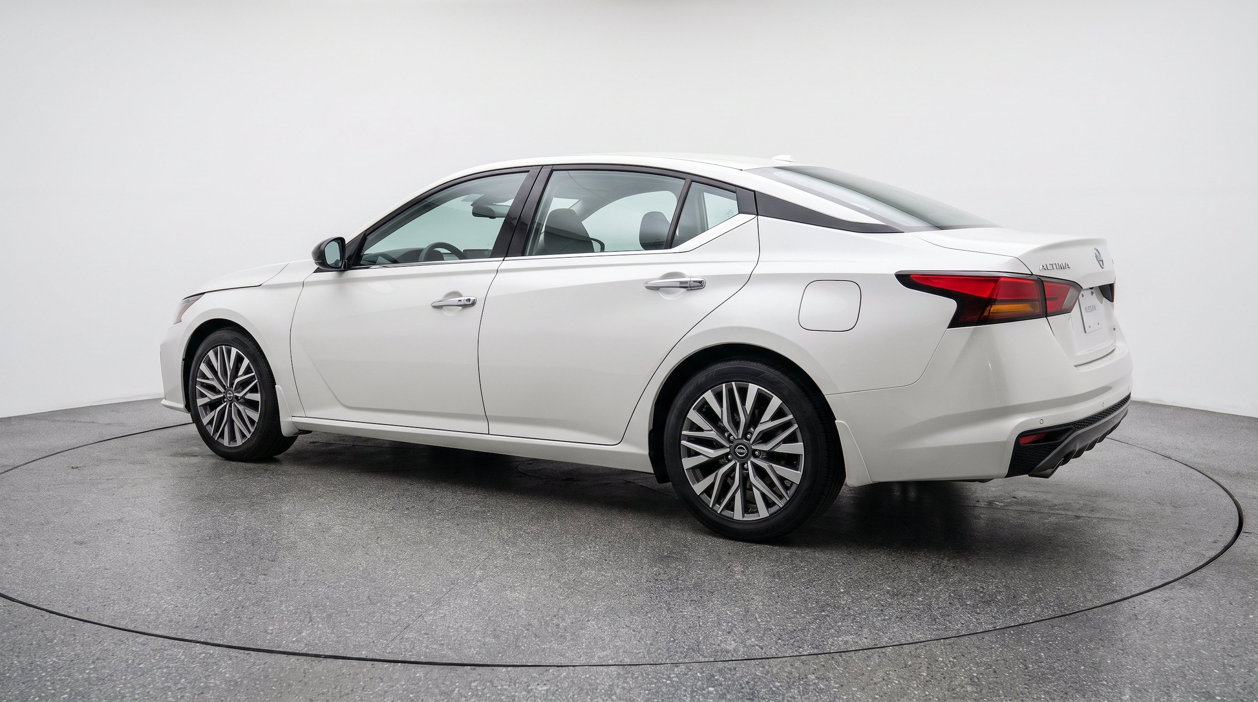 Thumbnail: 2025 Nissan Altima - 6