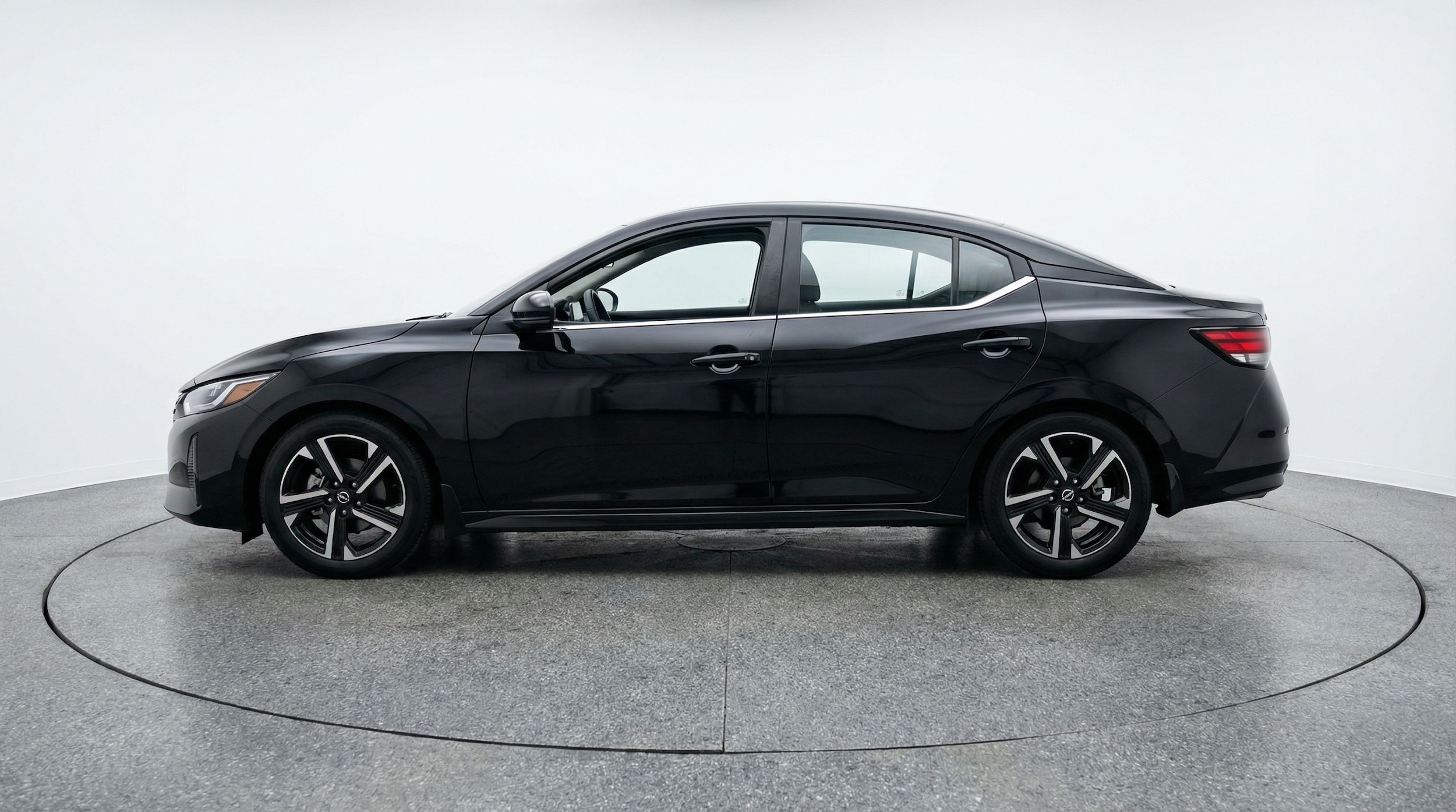 Thumbnail: 2025 Nissan Sentra - 4