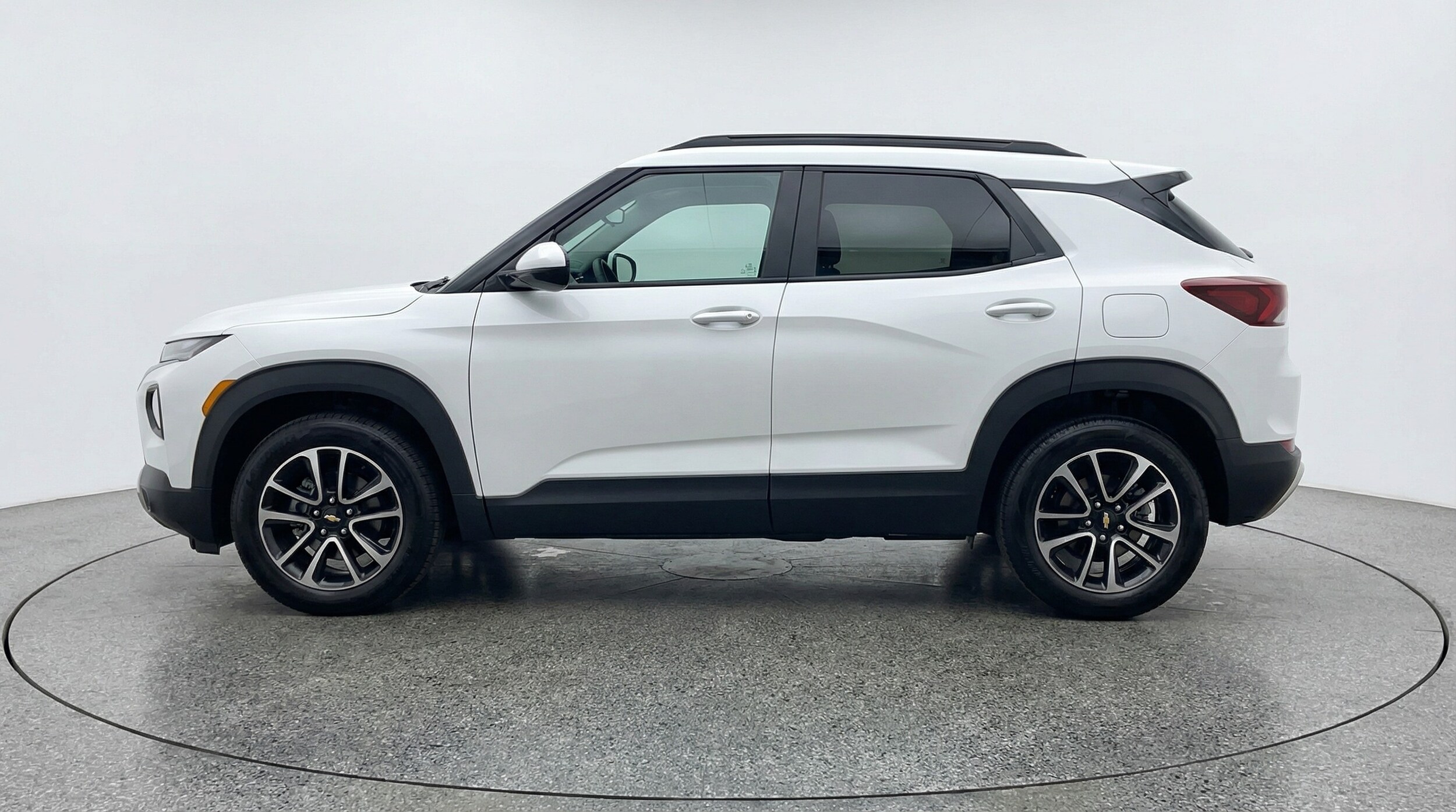 Thumbnail: 2025 Chevrolet TrailBlazer - 4
