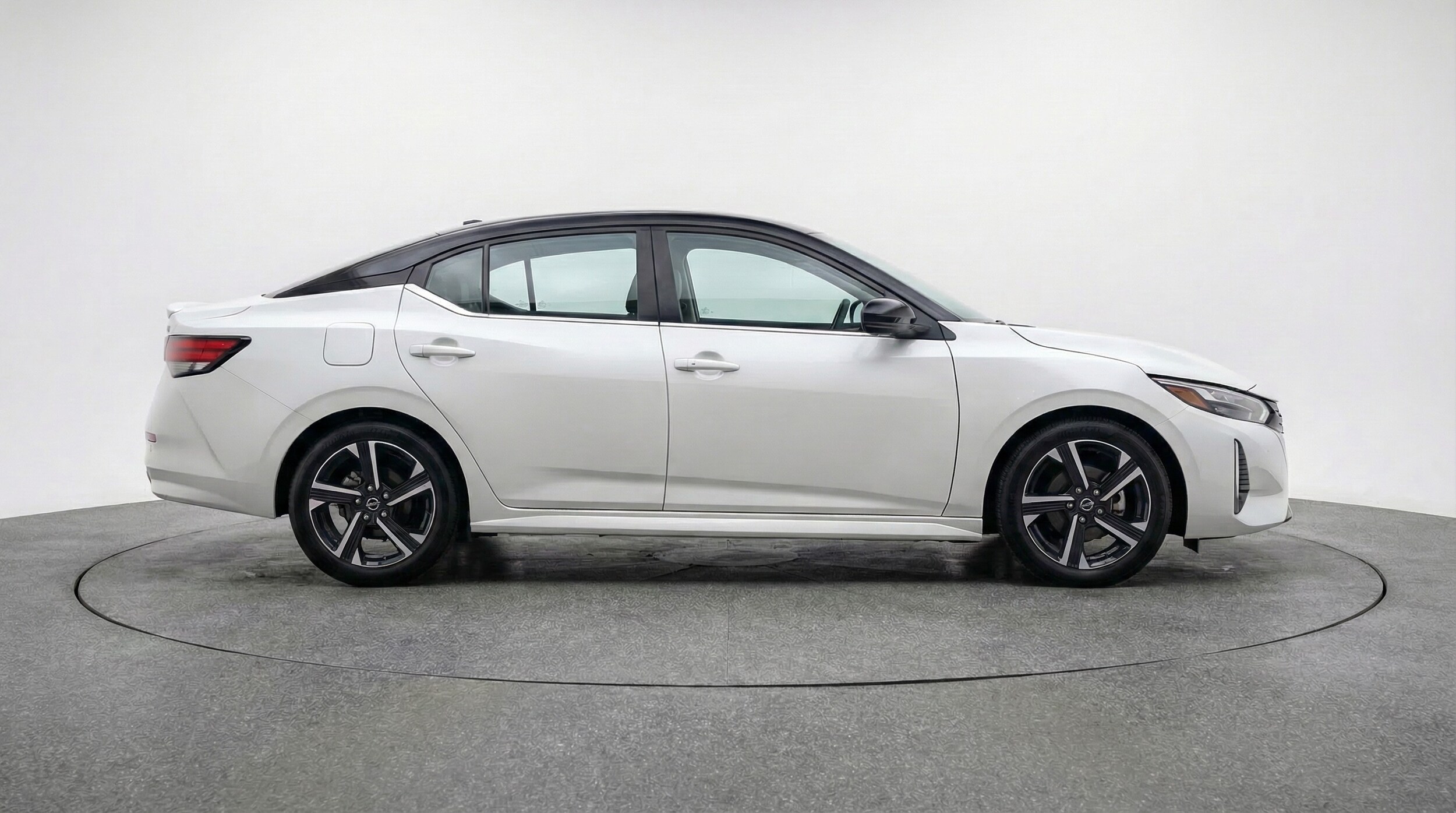 Thumbnail: 2025 Nissan Sentra - 8