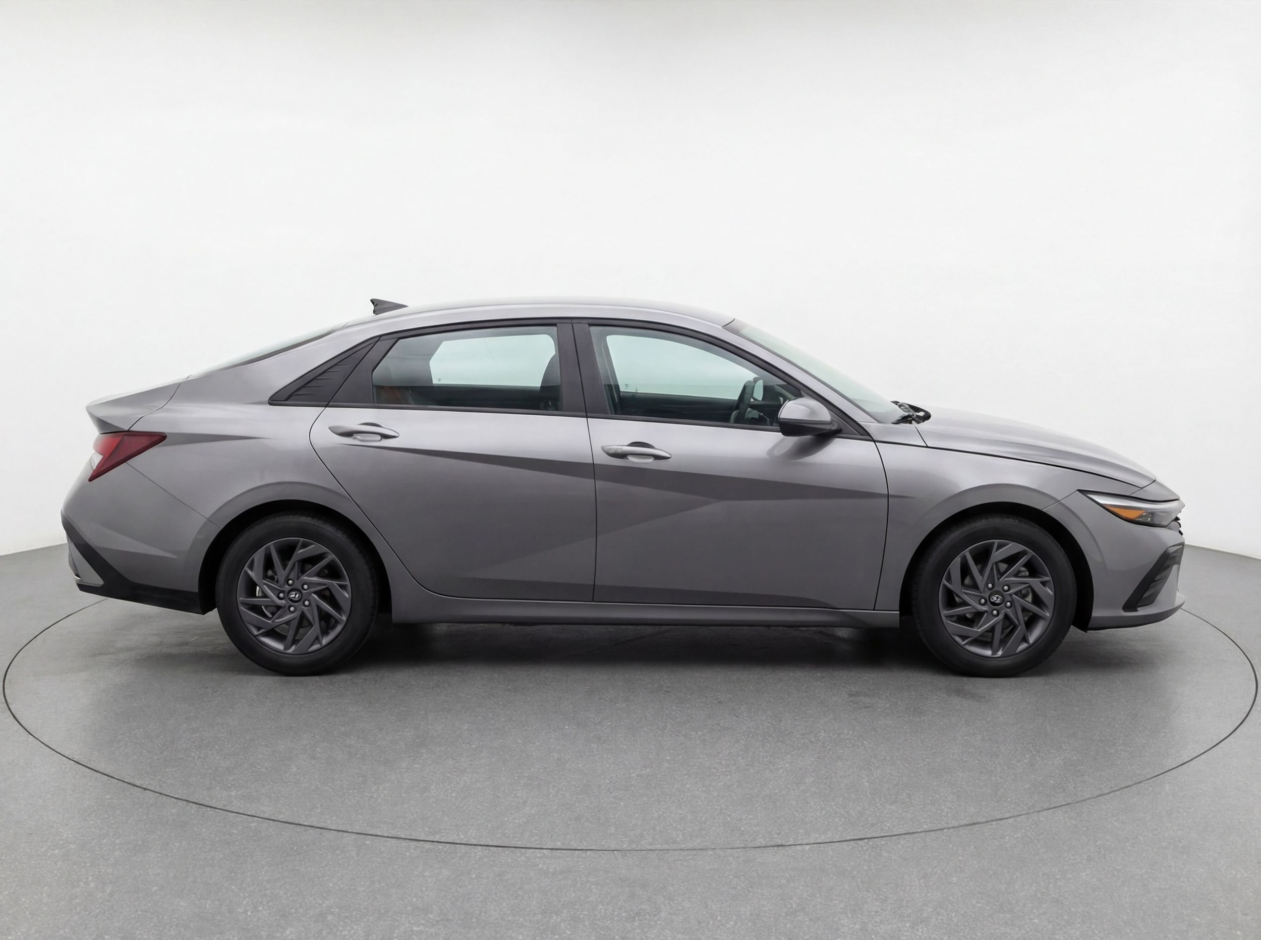 Thumbnail: 2024 Hyundai Elantra - 11