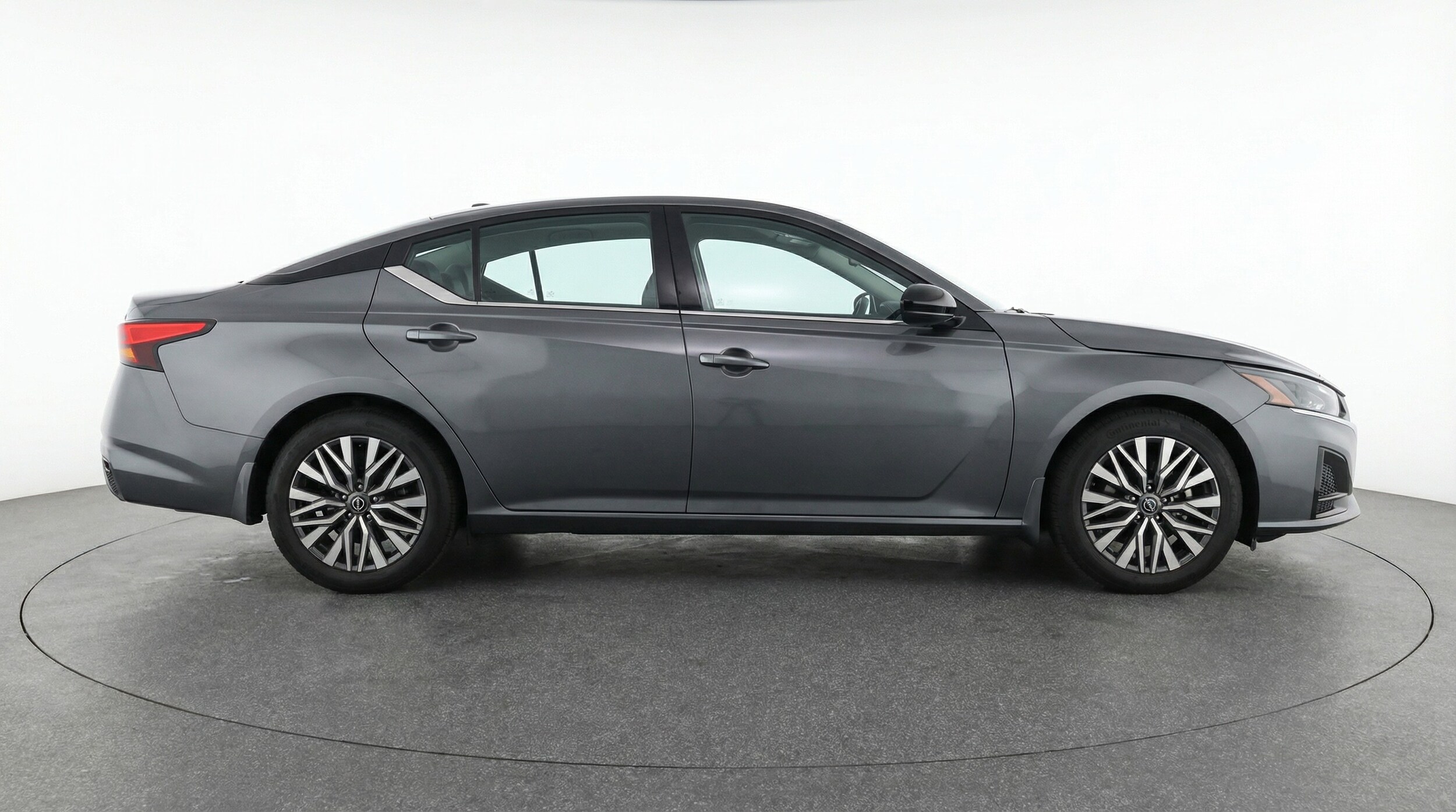 Thumbnail: 2025 Nissan Altima - 8