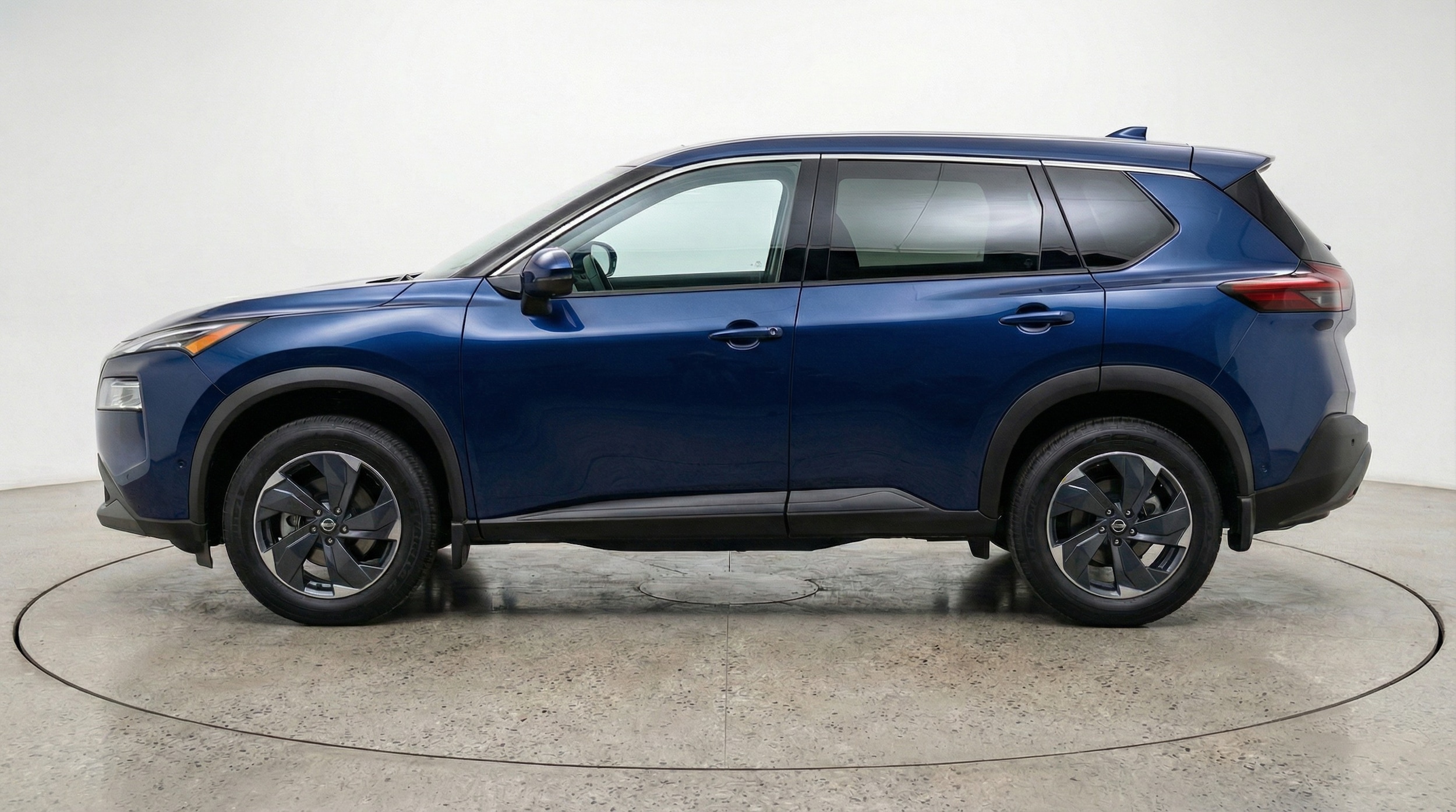 Thumbnail: 2025 Nissan Rogue - 4