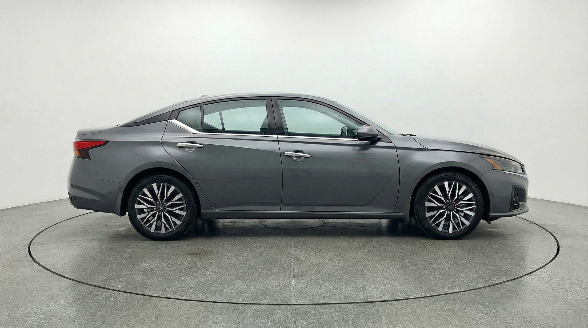 Thumbnail: 2025 Nissan Altima - 8