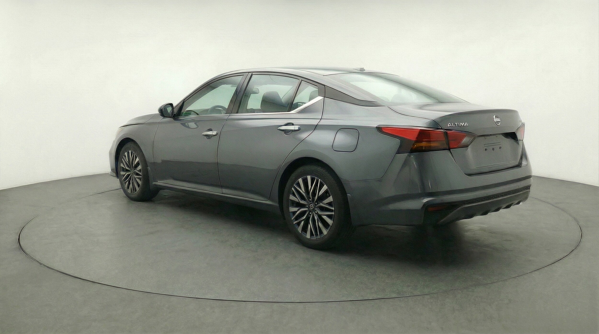 Thumbnail: 2025 Nissan Altima - 5