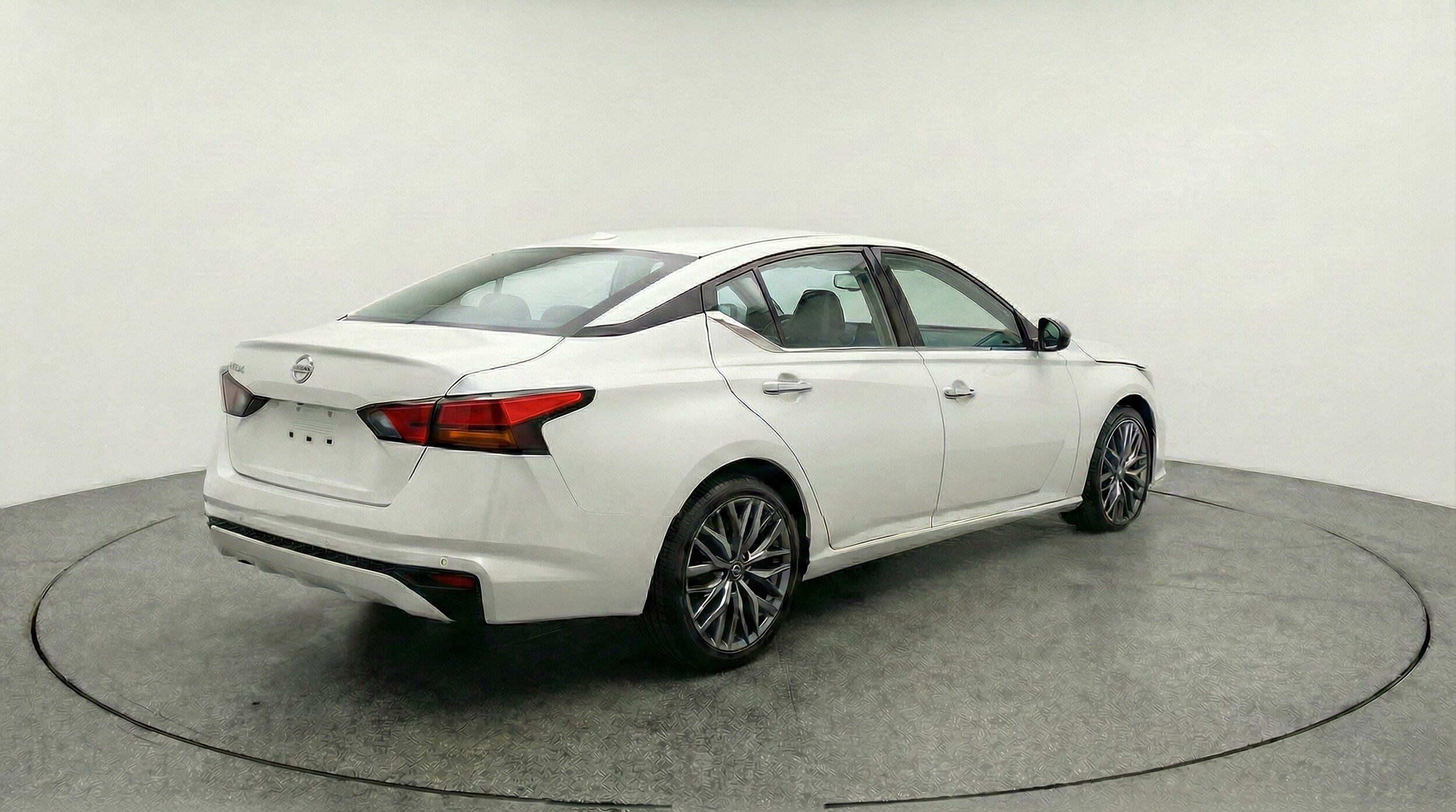 Thumbnail: 2025 Nissan Altima - 7