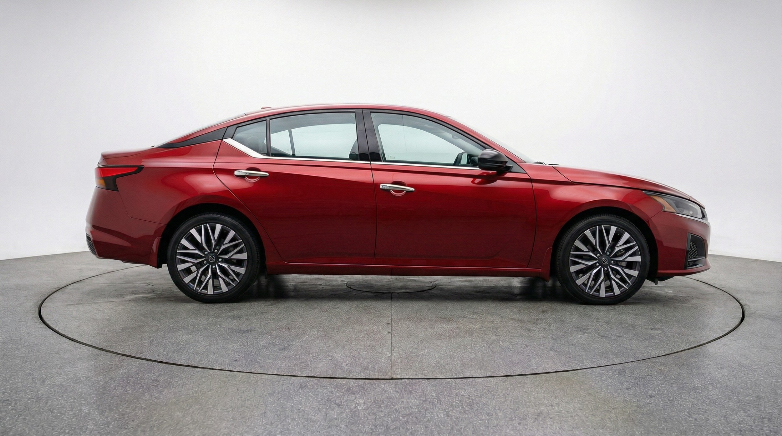 Thumbnail: 2025 Nissan Altima - 8