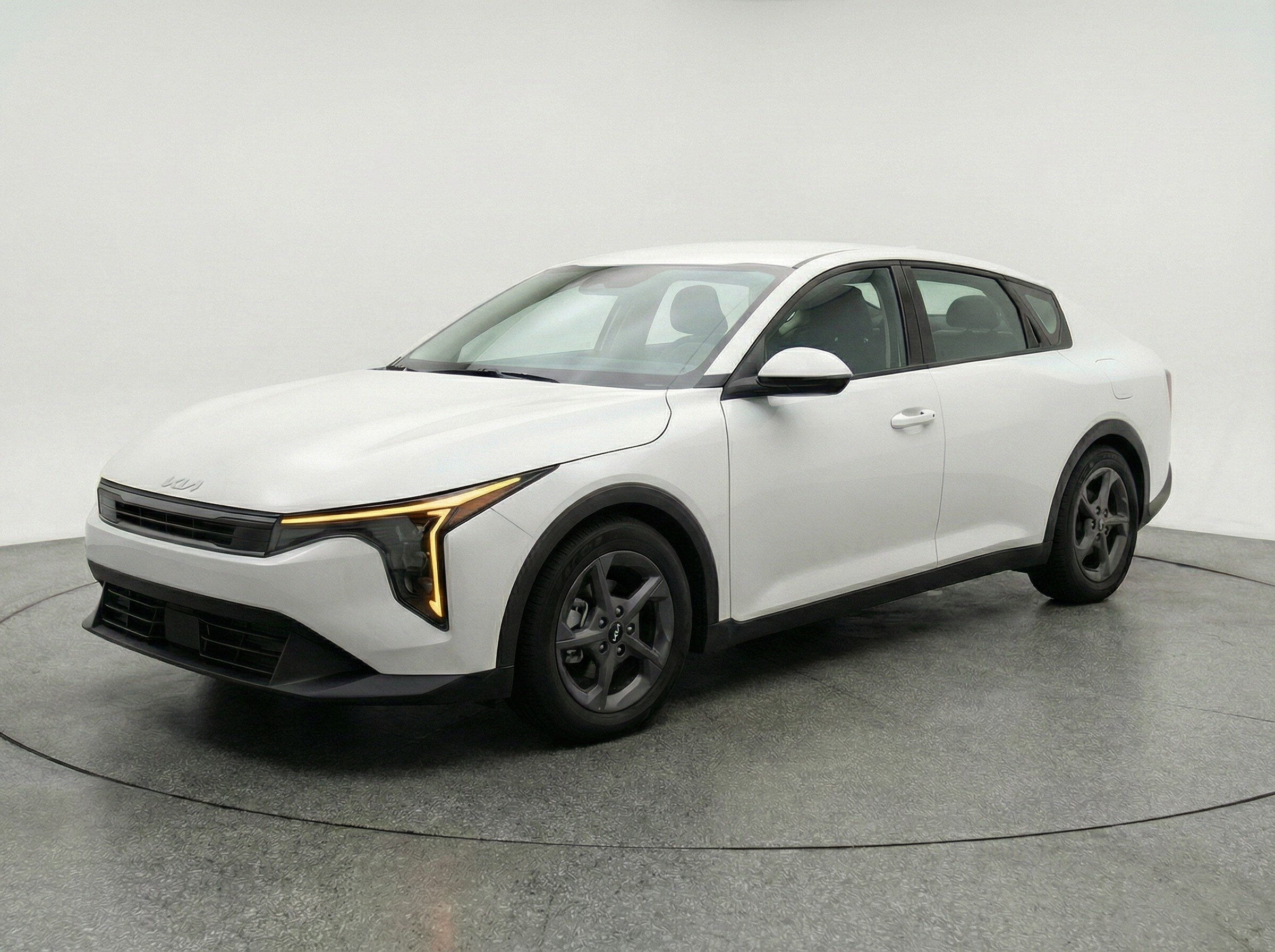 Thumbnail: 2025 Kia K4 - 3