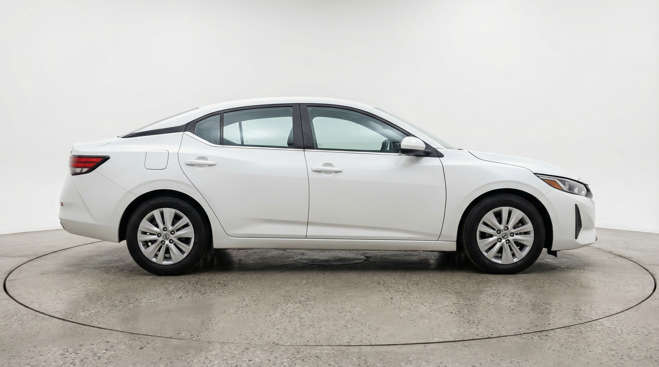 Thumbnail: 2025 Nissan Sentra - 8