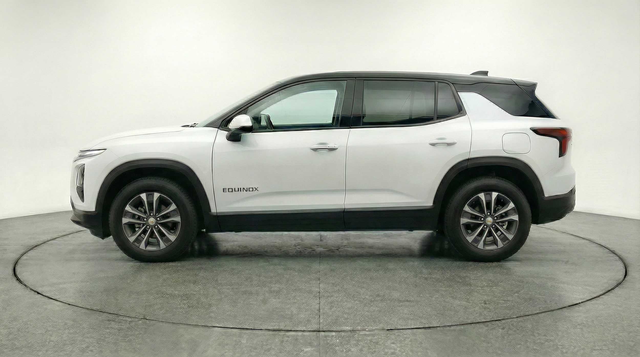 Thumbnail: 2025 Chevrolet Equinox - 4