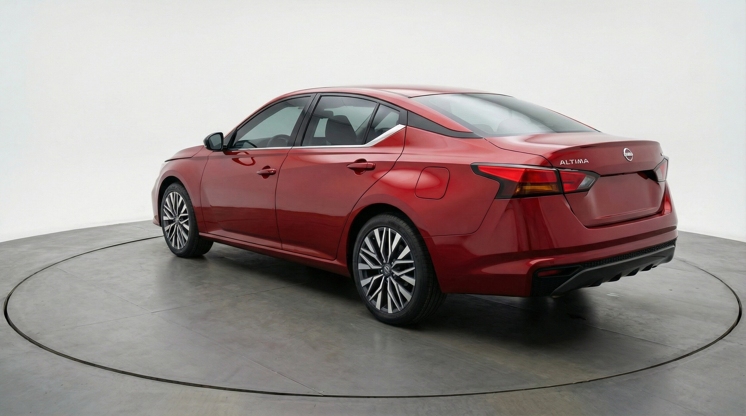 Thumbnail: 2025 Nissan Altima - 5