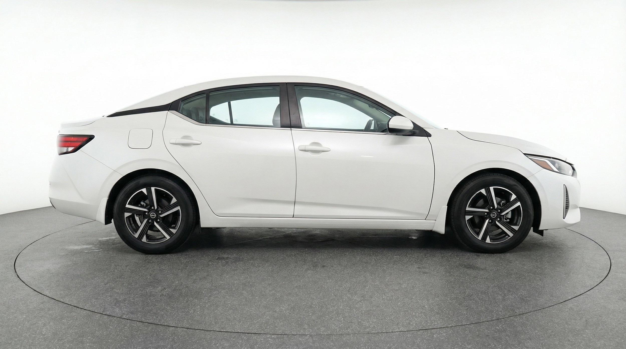 Thumbnail: 2025 Nissan Sentra - 11