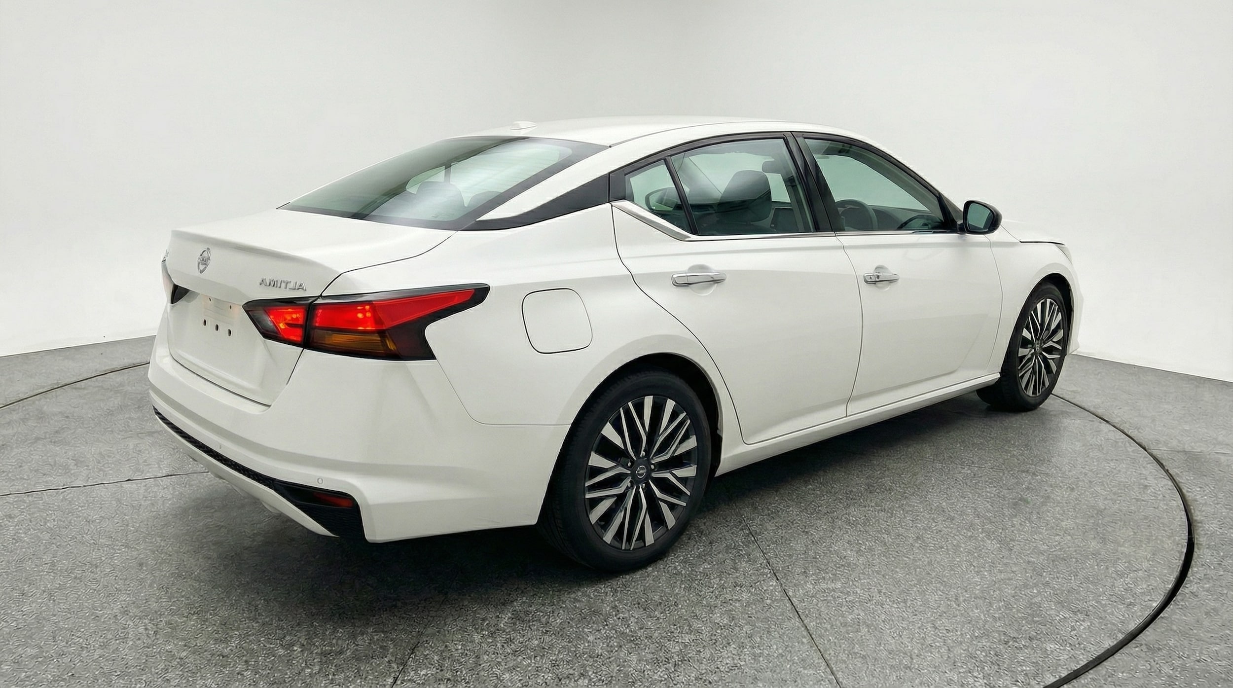 Thumbnail: 2025 Nissan Altima - 7