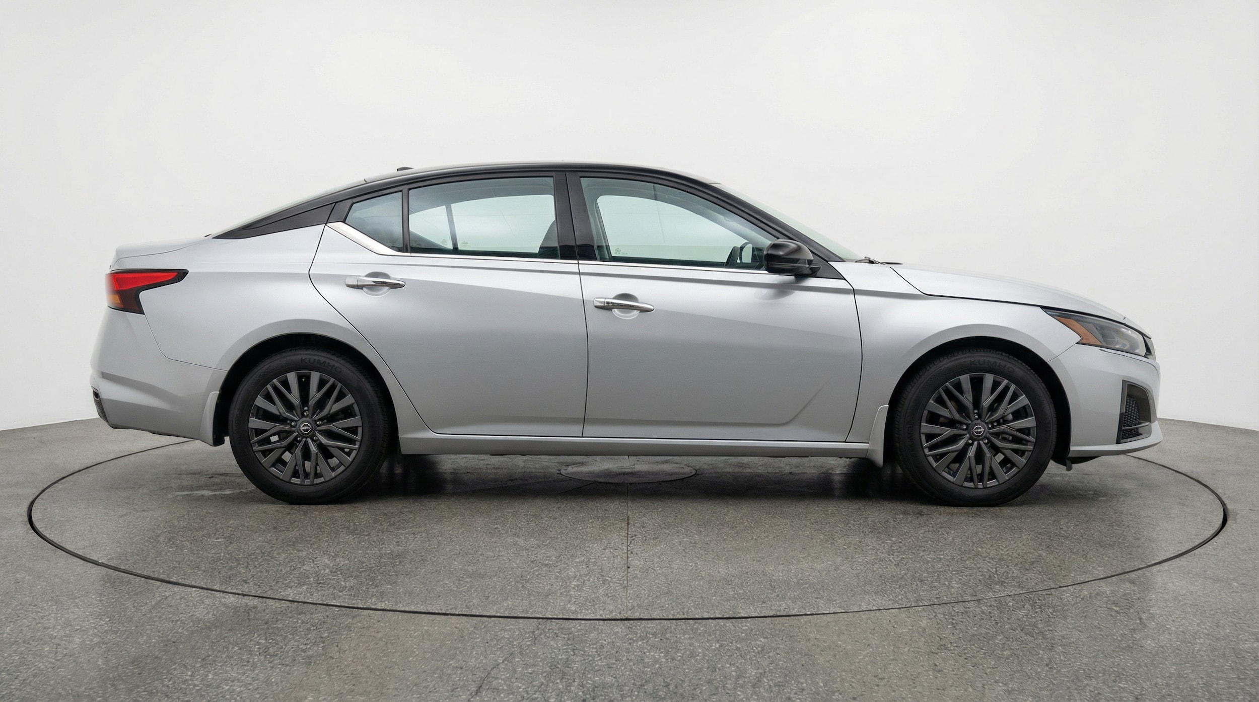 Thumbnail: 2025 Nissan Altima - 8