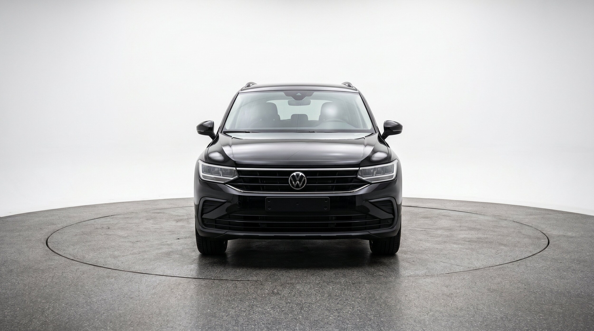 Thumbnail: 2026 Volkswagen Tiguan - 2