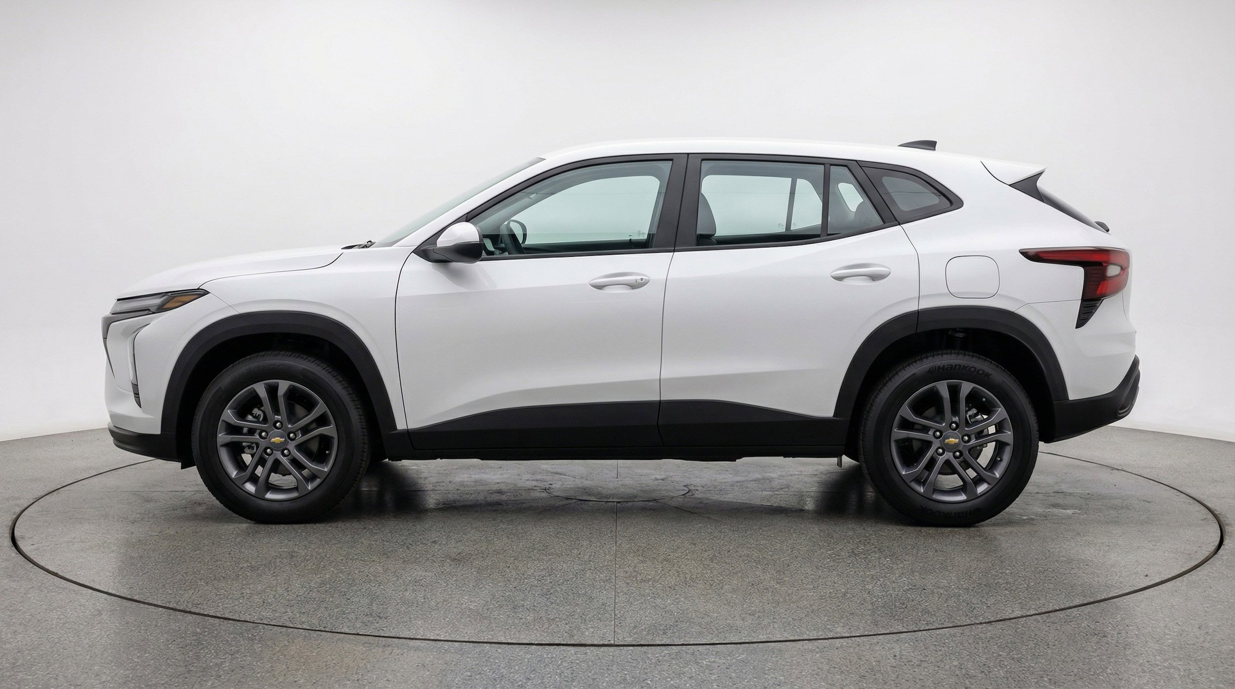 Thumbnail: 2025 Chevrolet Trax - 4