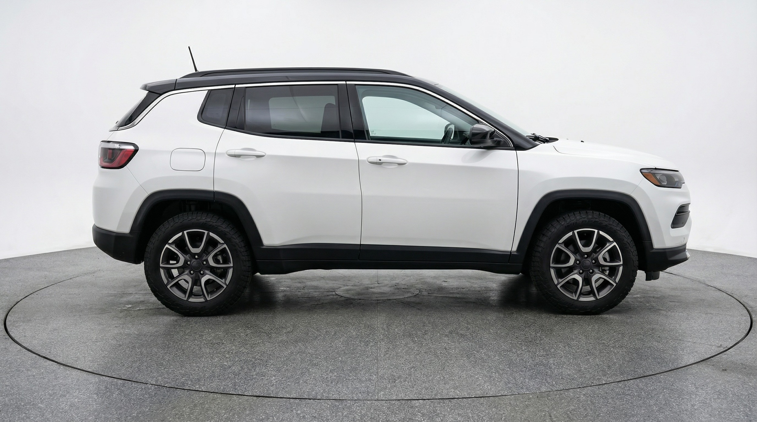 Thumbnail: 2025 Jeep Compass - 8