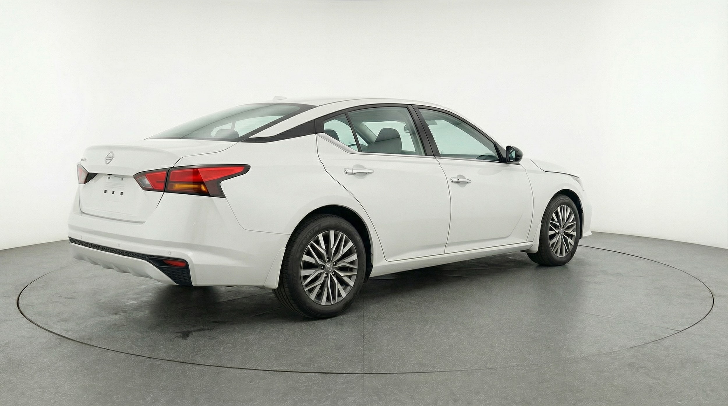 Thumbnail: 2025 Nissan Altima - 7