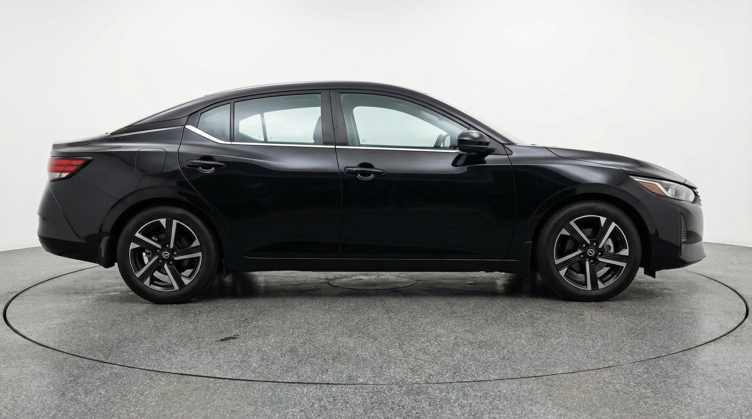 Thumbnail: 2025 Nissan Sentra - 11