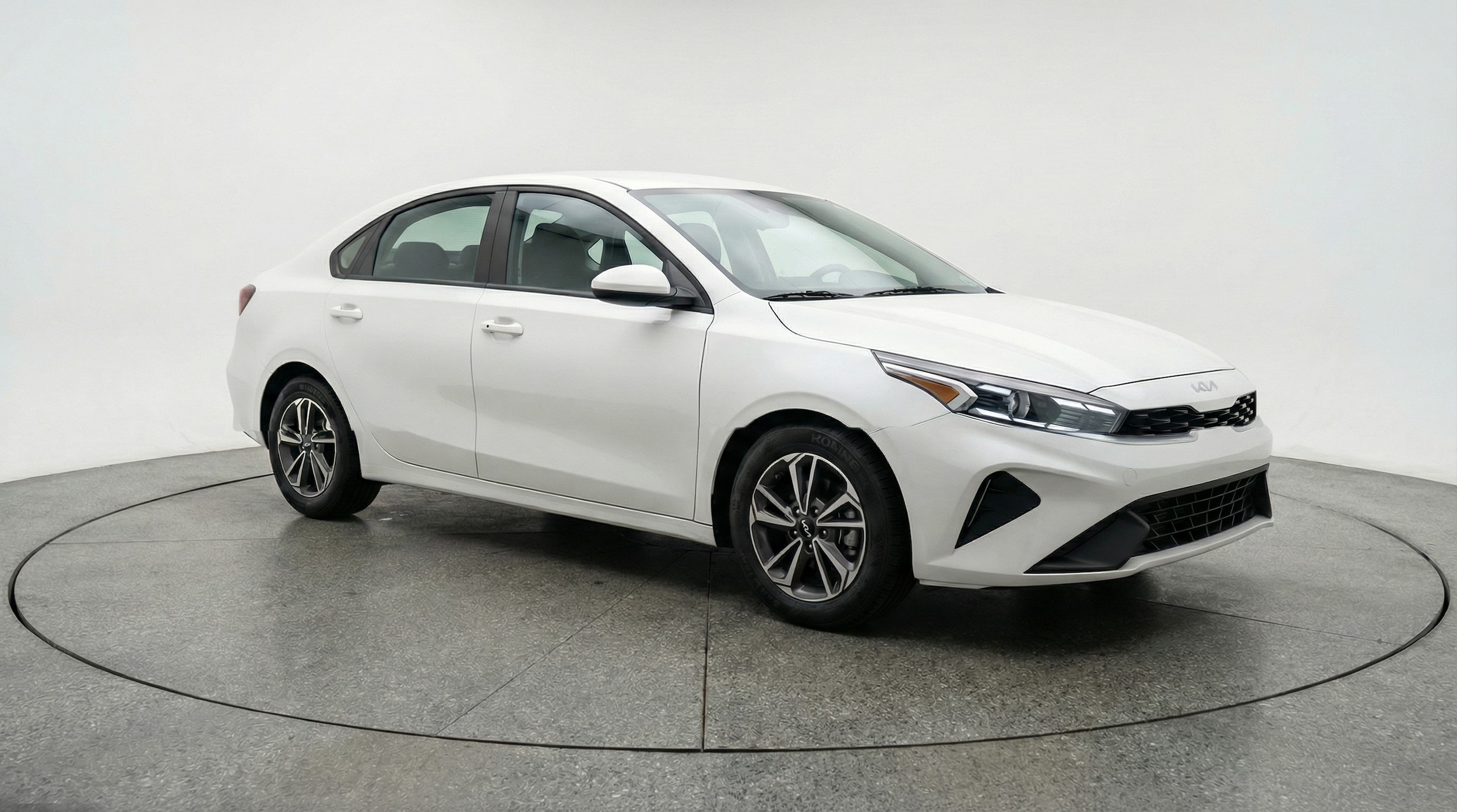 Thumbnail: 2024 Kia Forte - 1