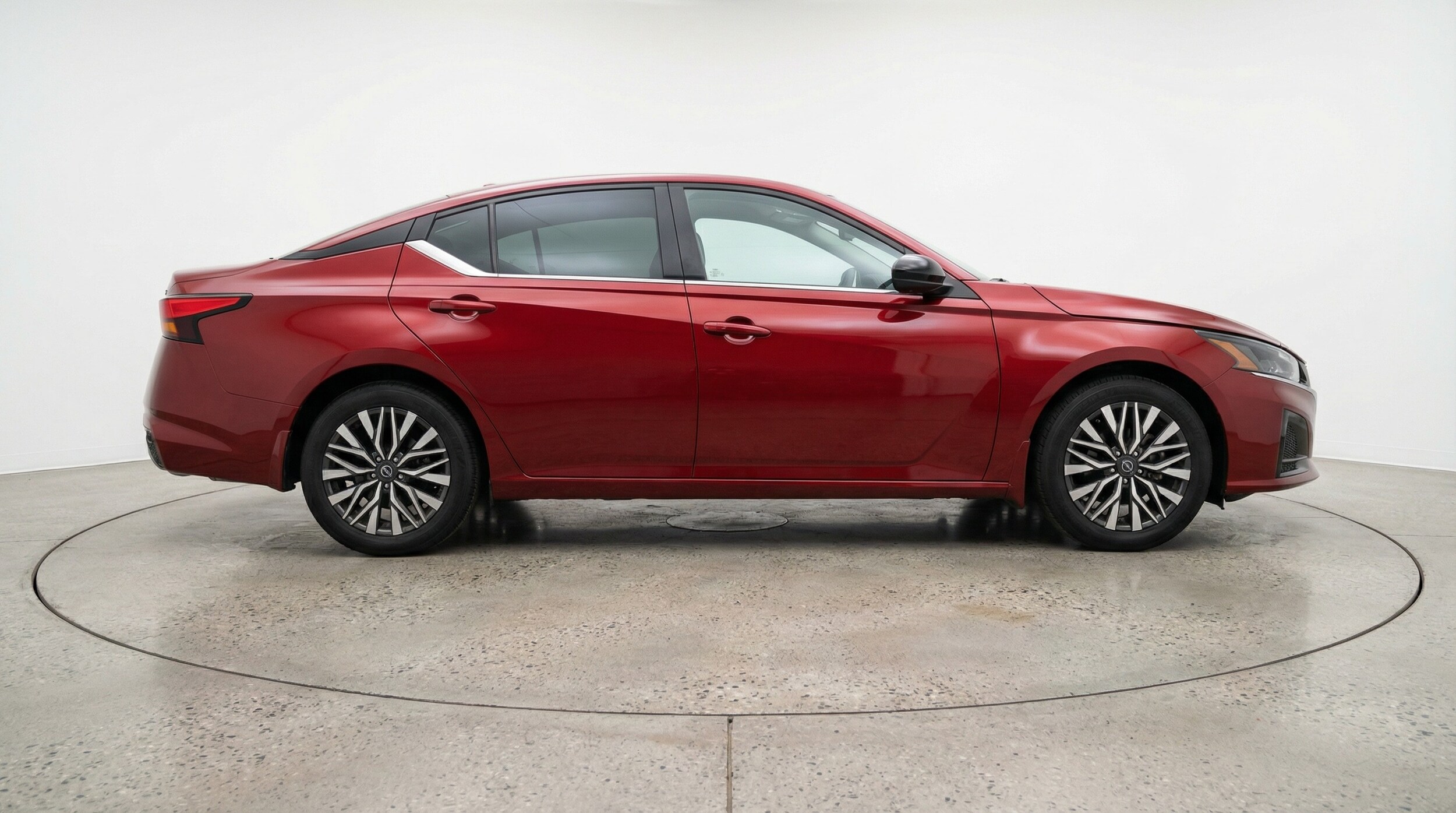 Thumbnail: 2025 Nissan Altima - 8