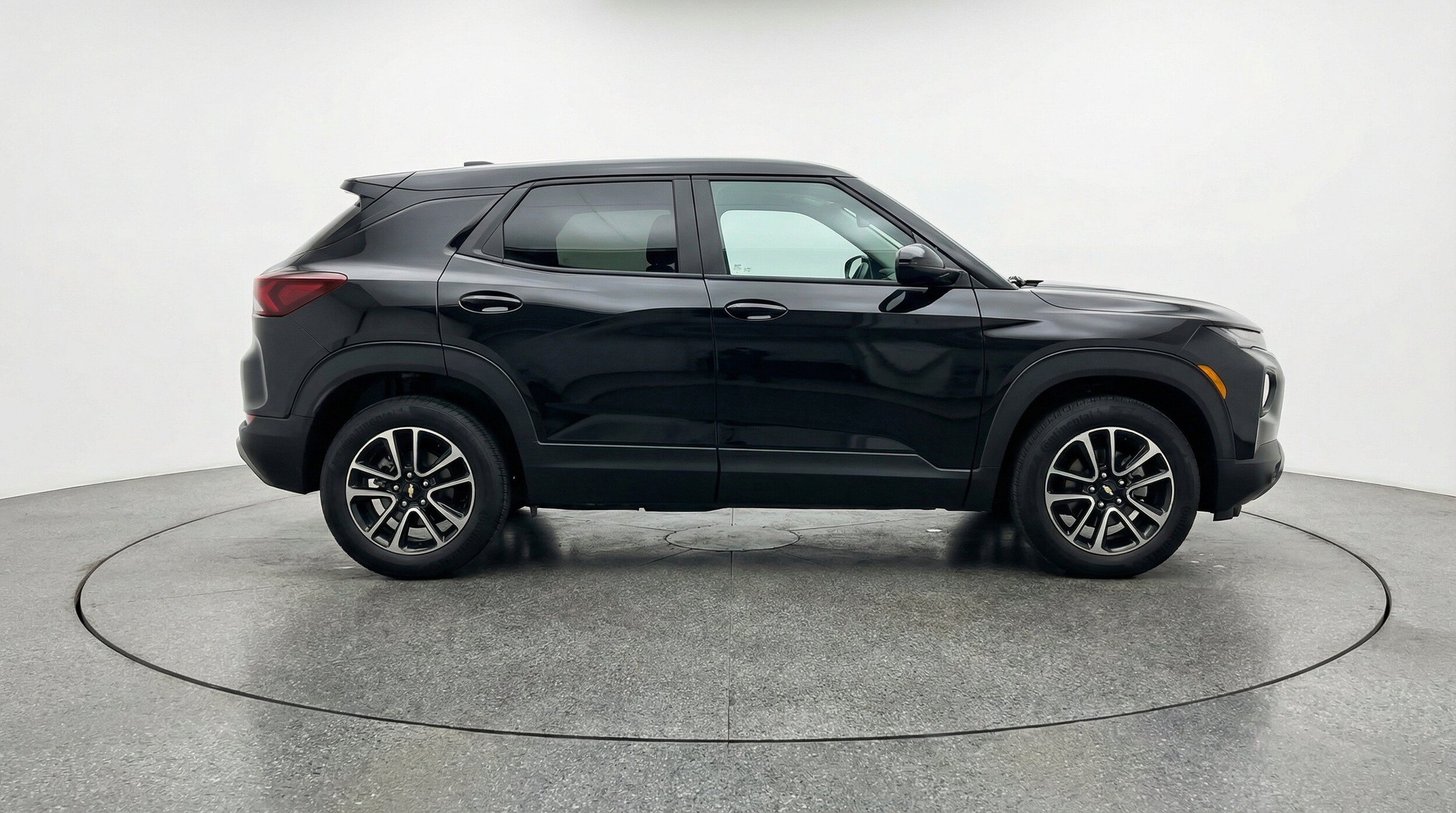 Thumbnail: 2025 Chevrolet TrailBlazer - 11
