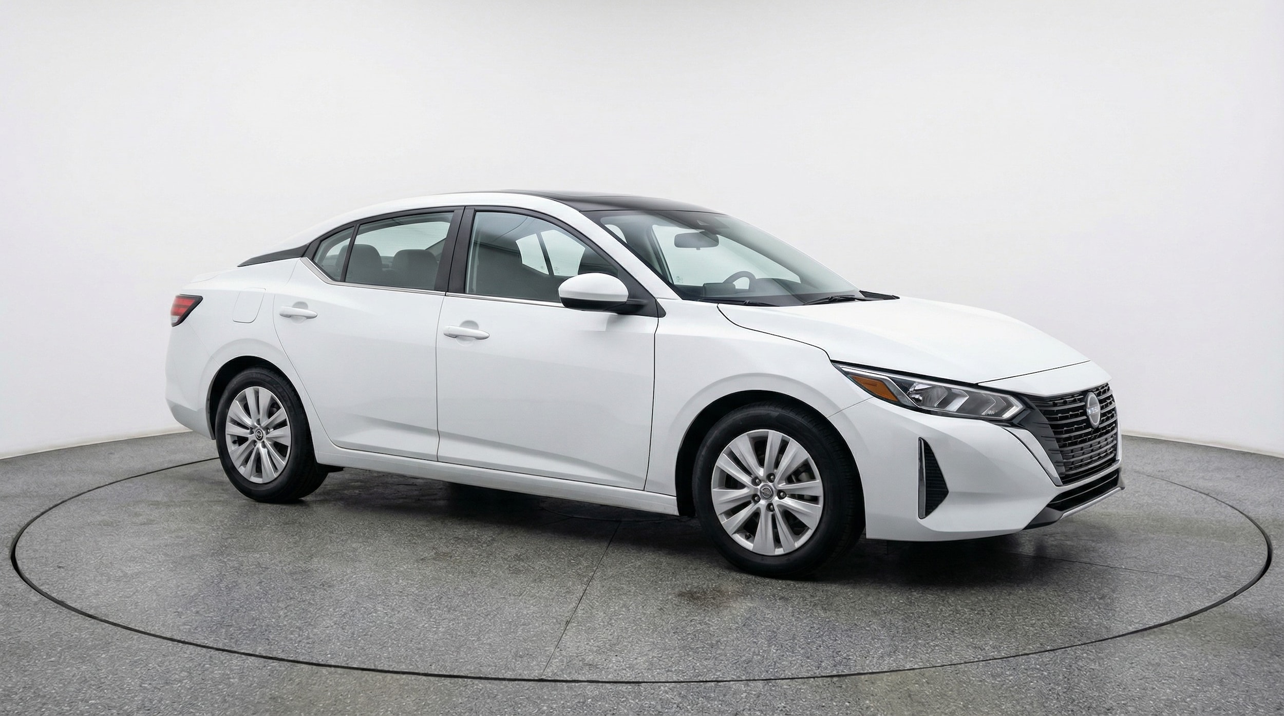 Thumbnail: 2025 Nissan Sentra - 1