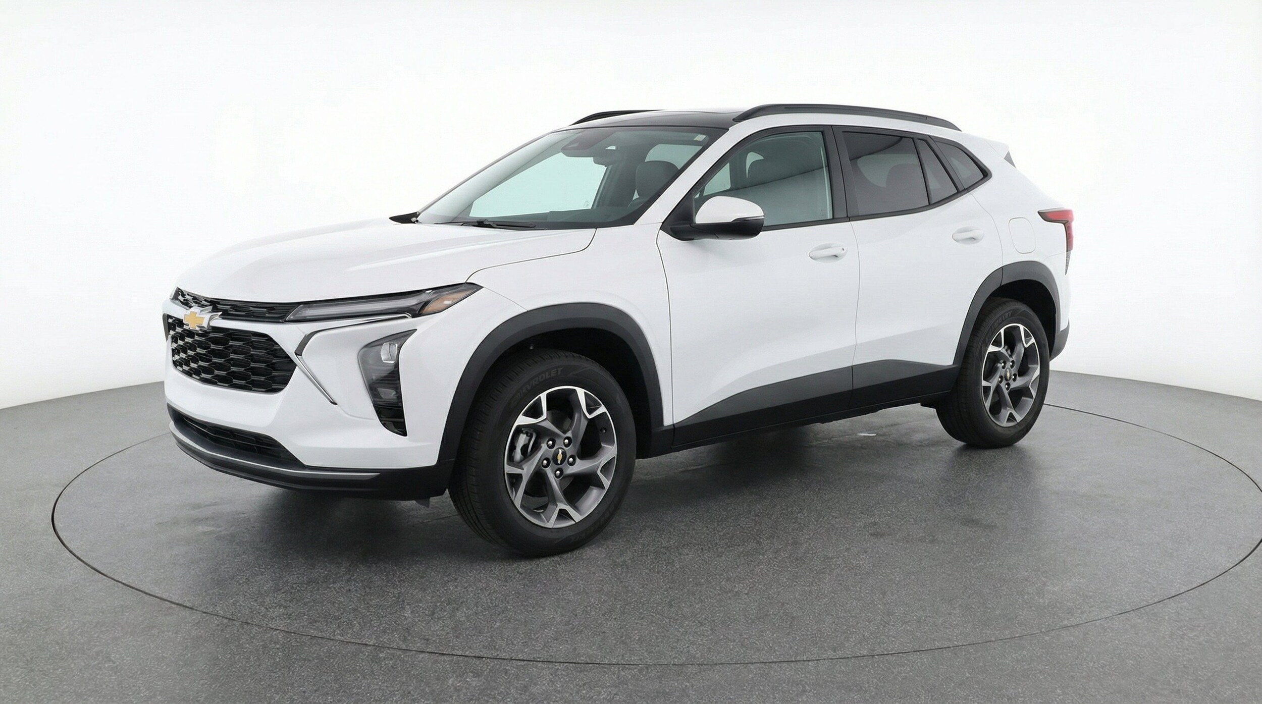 Thumbnail: 2025 Chevrolet Trax - 2