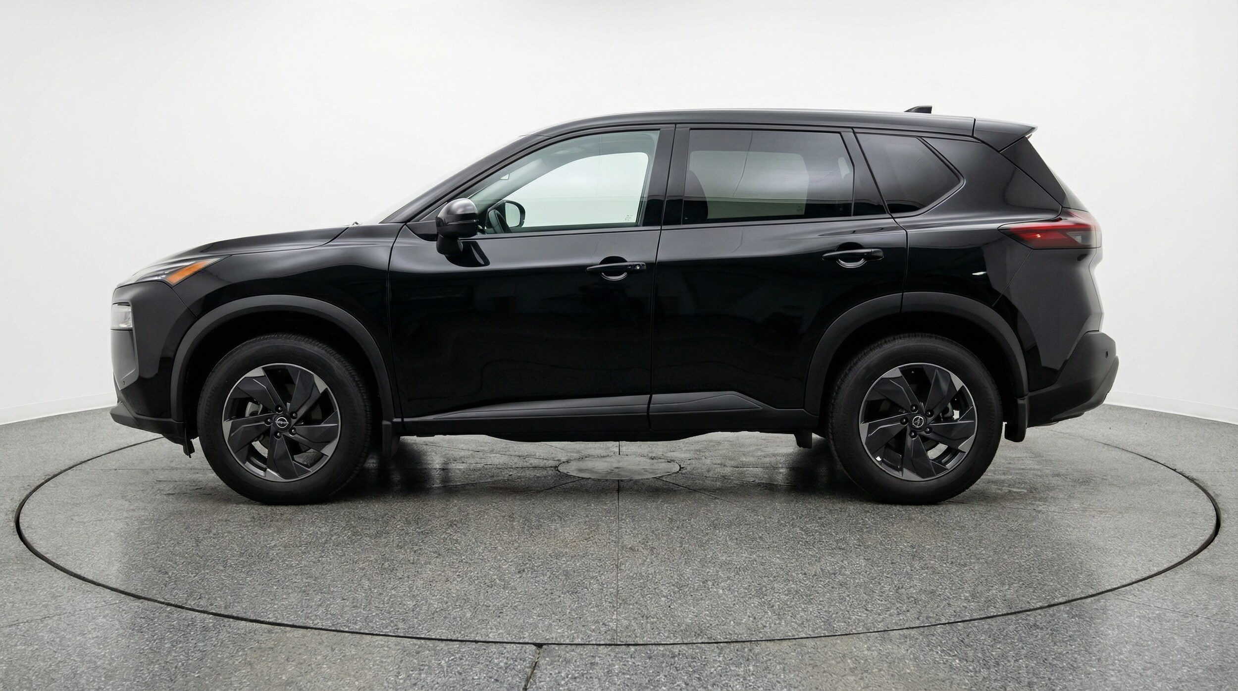 Thumbnail: 2025 Nissan Rogue - 4