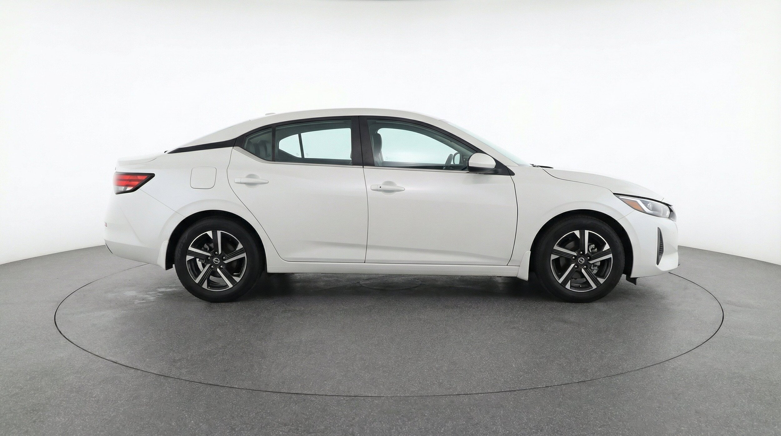 Thumbnail: 2025 Nissan Sentra - 11
