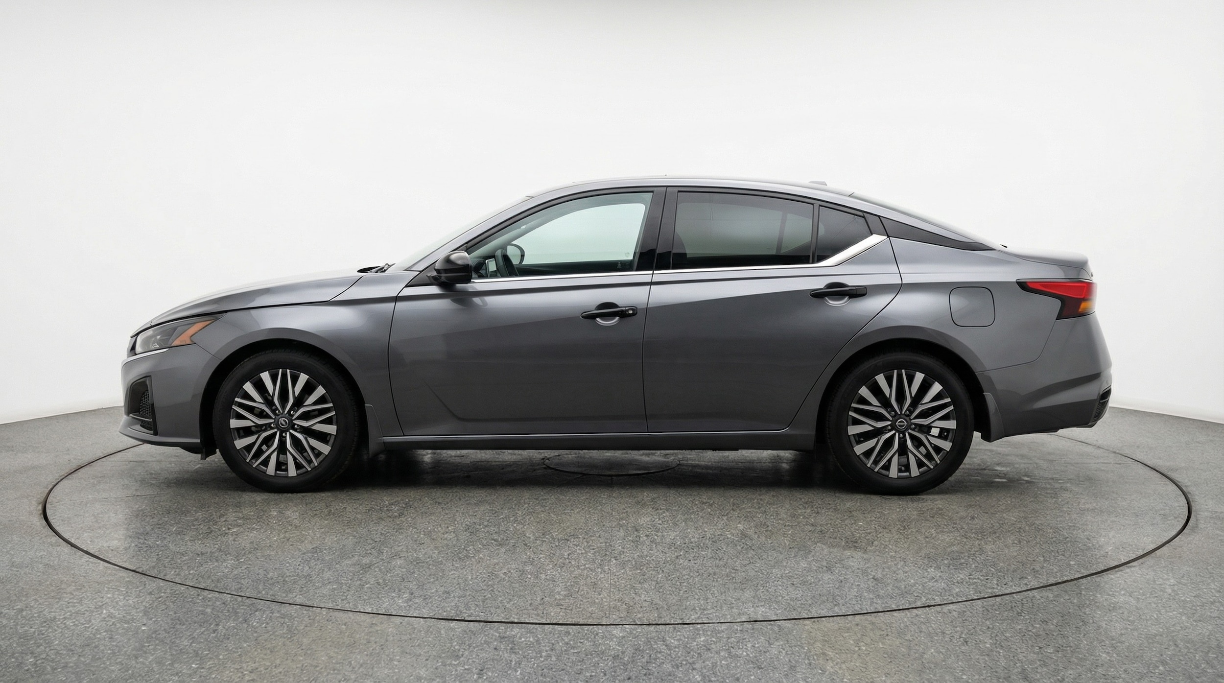 Thumbnail: 2025 Nissan Altima - 4