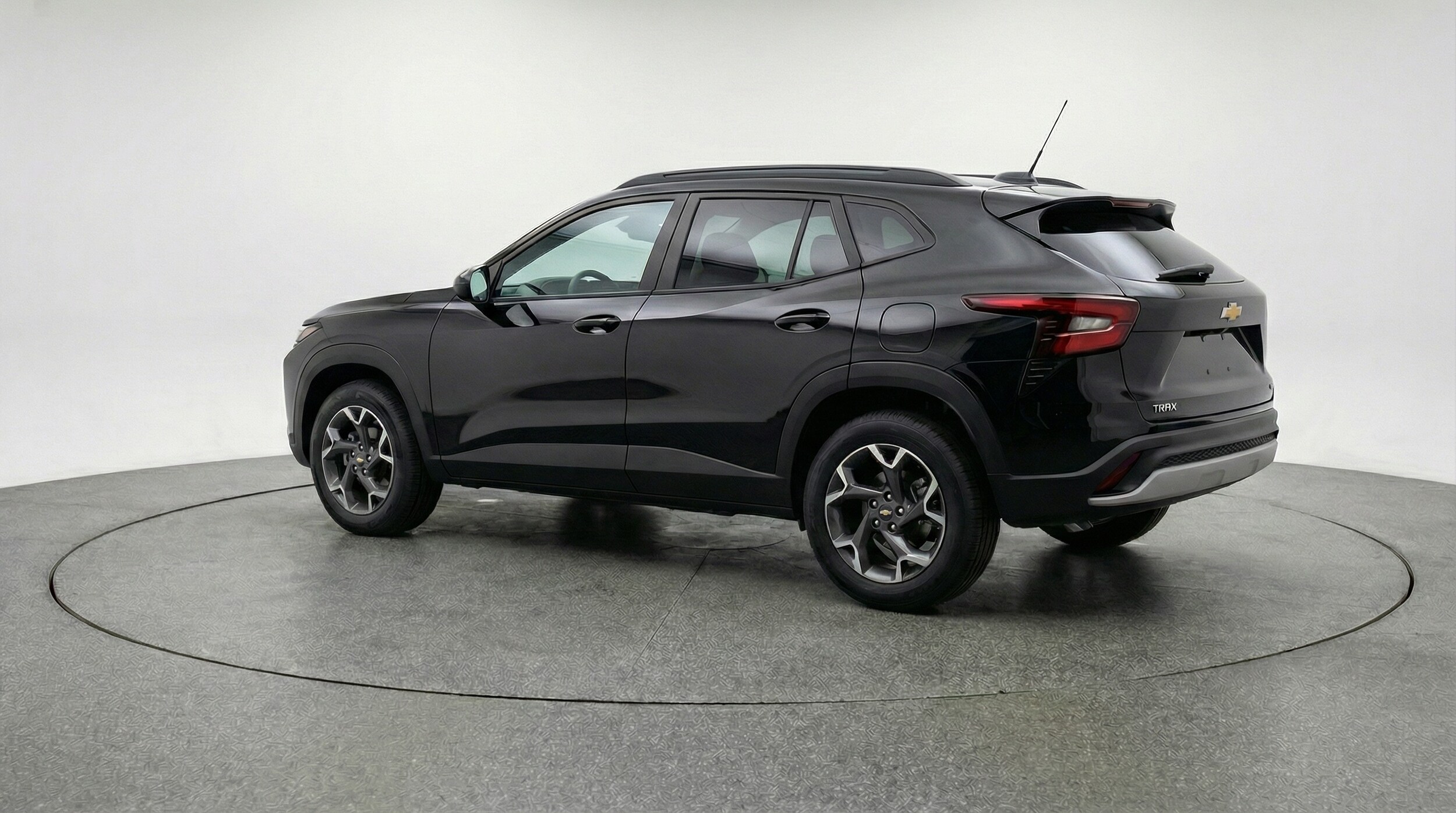 Thumbnail: 2025 Chevrolet Trax - 5