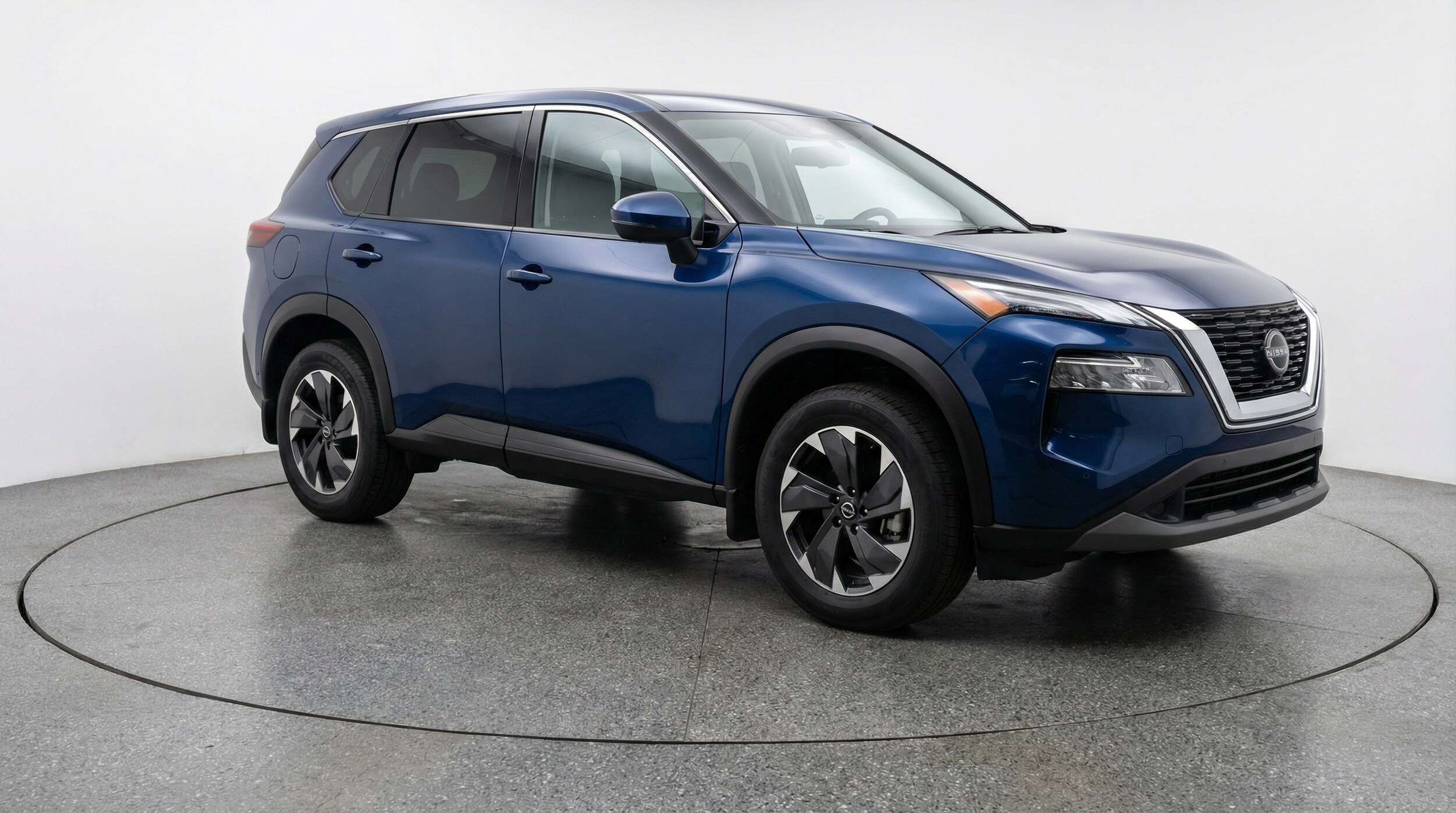 Thumbnail: 2025 Nissan Rogue - 1