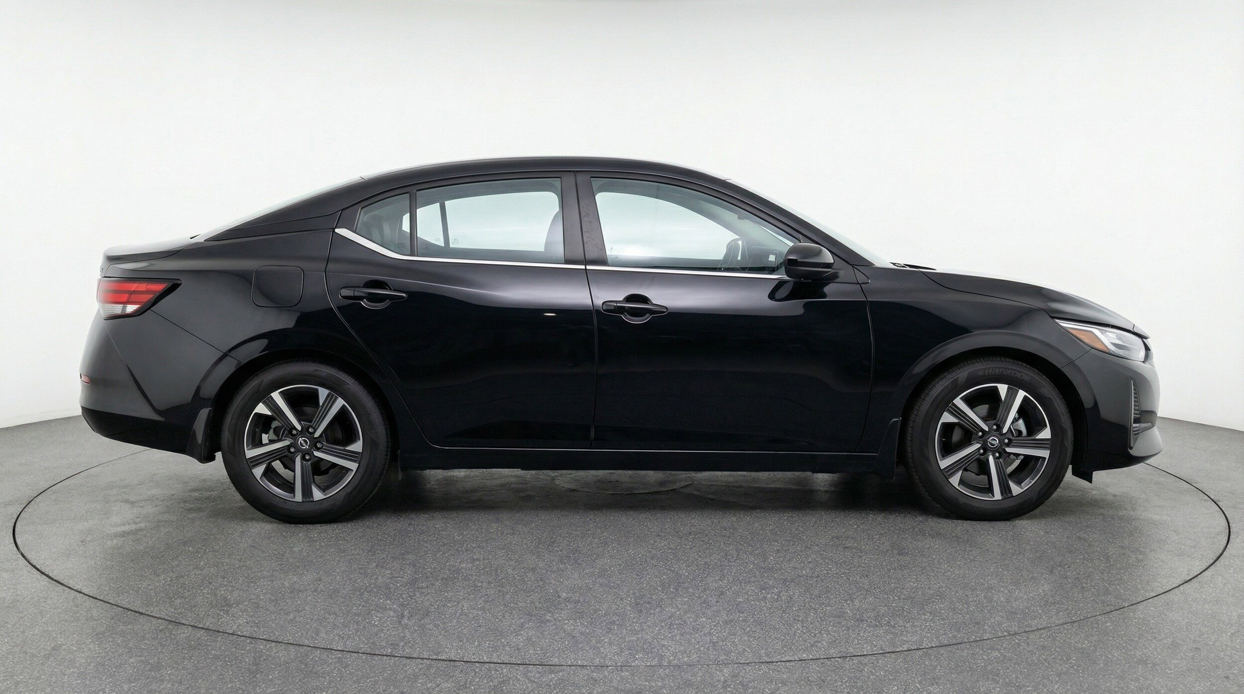 Thumbnail: 2025 Nissan Sentra - 8