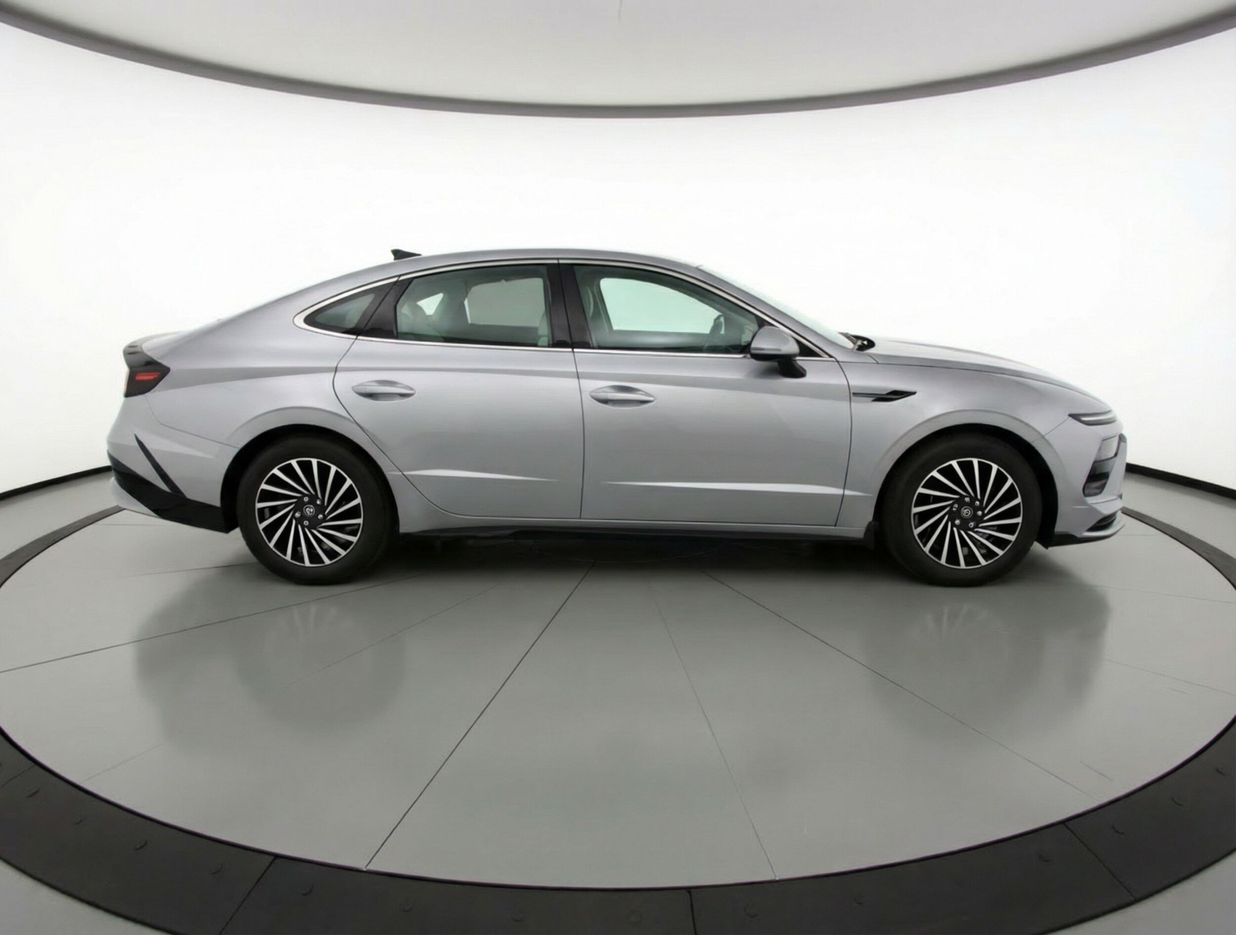 Thumbnail: 2025 Hyundai Sonata - 8