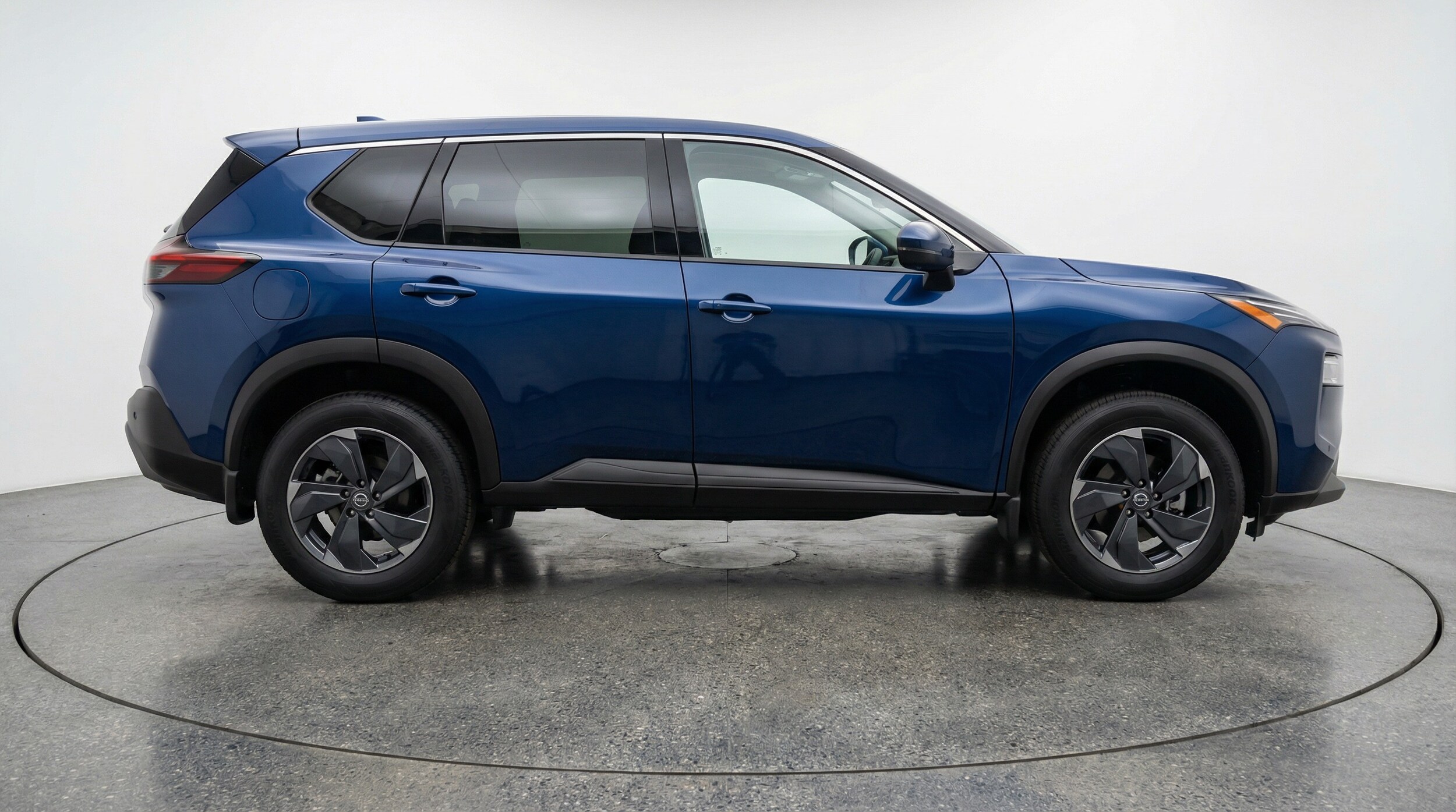 Thumbnail: 2025 Nissan Rogue - 8