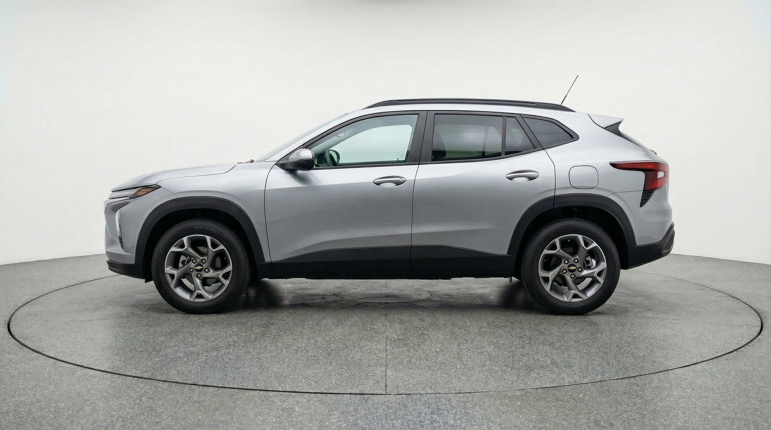 Thumbnail: 2025 Chevrolet Trax - 4