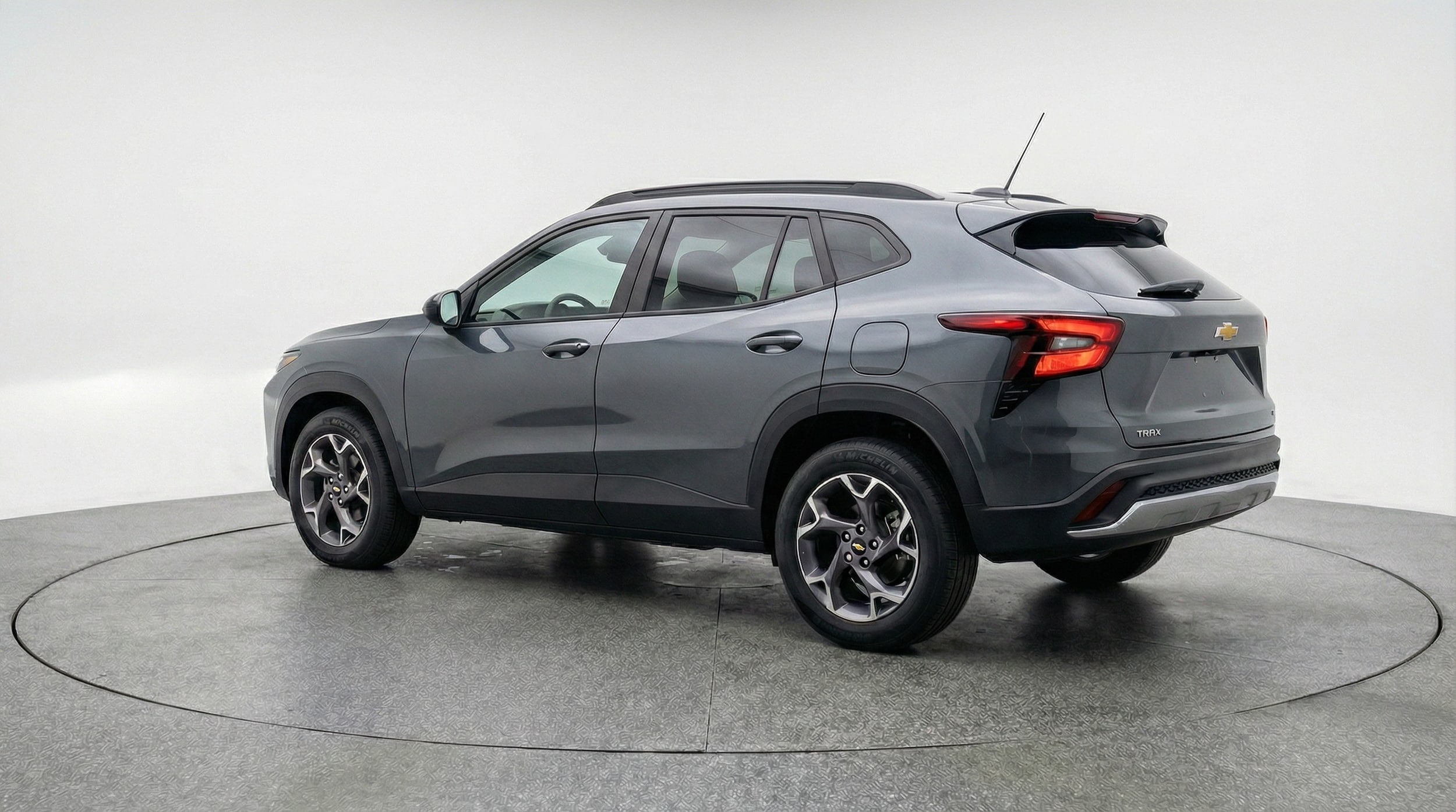 Thumbnail: 2025 Chevrolet Trax - 5