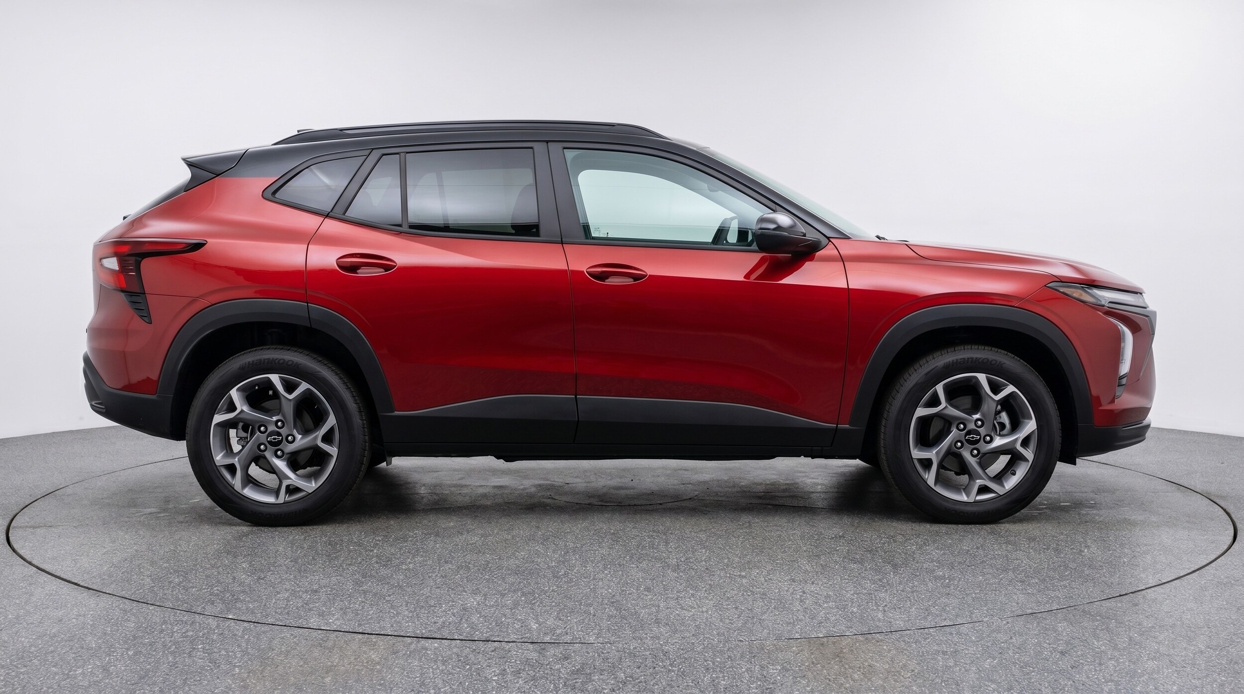 Thumbnail: 2025 Chevrolet Trax - 8