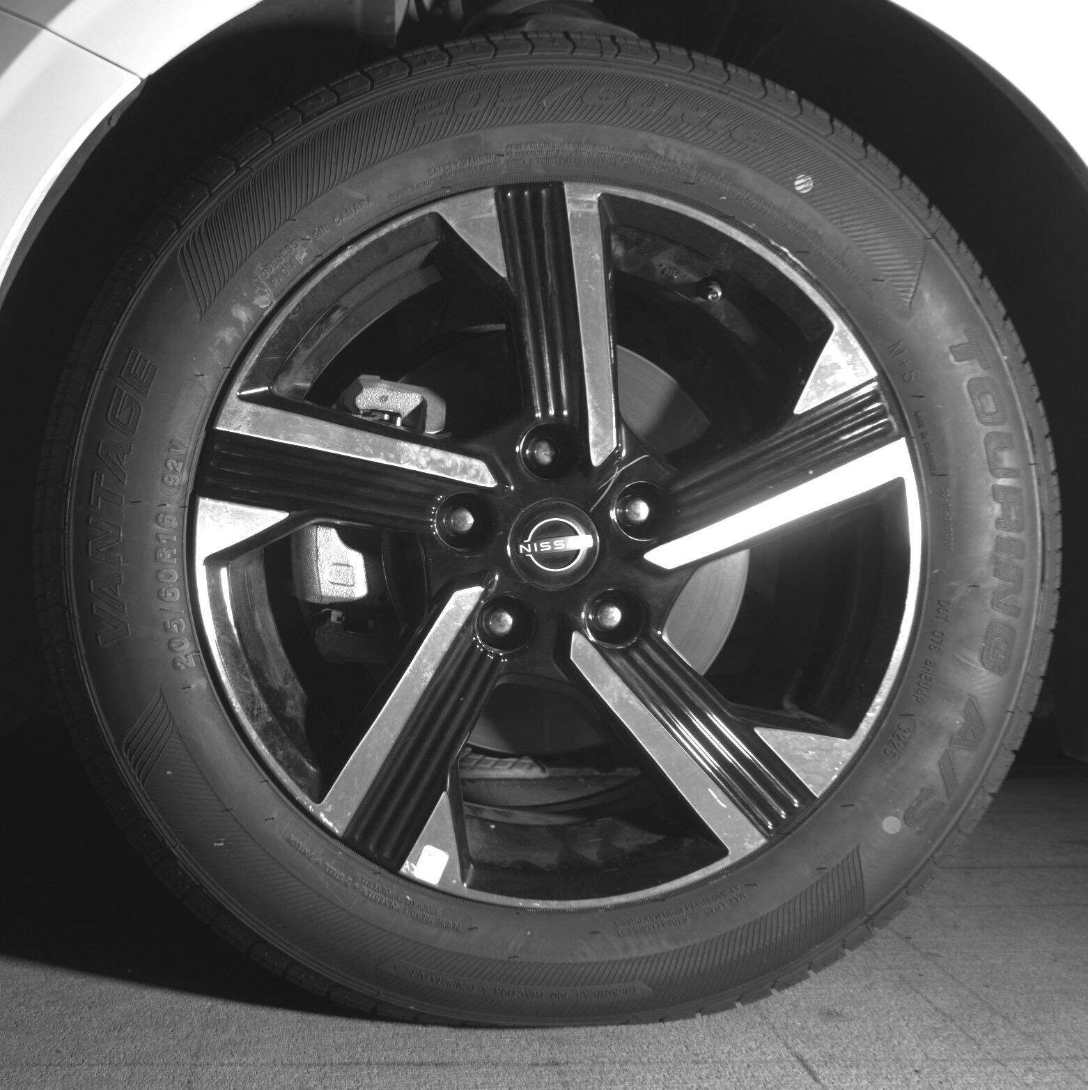 Thumbnail: 2025 Nissan Sentra - 9