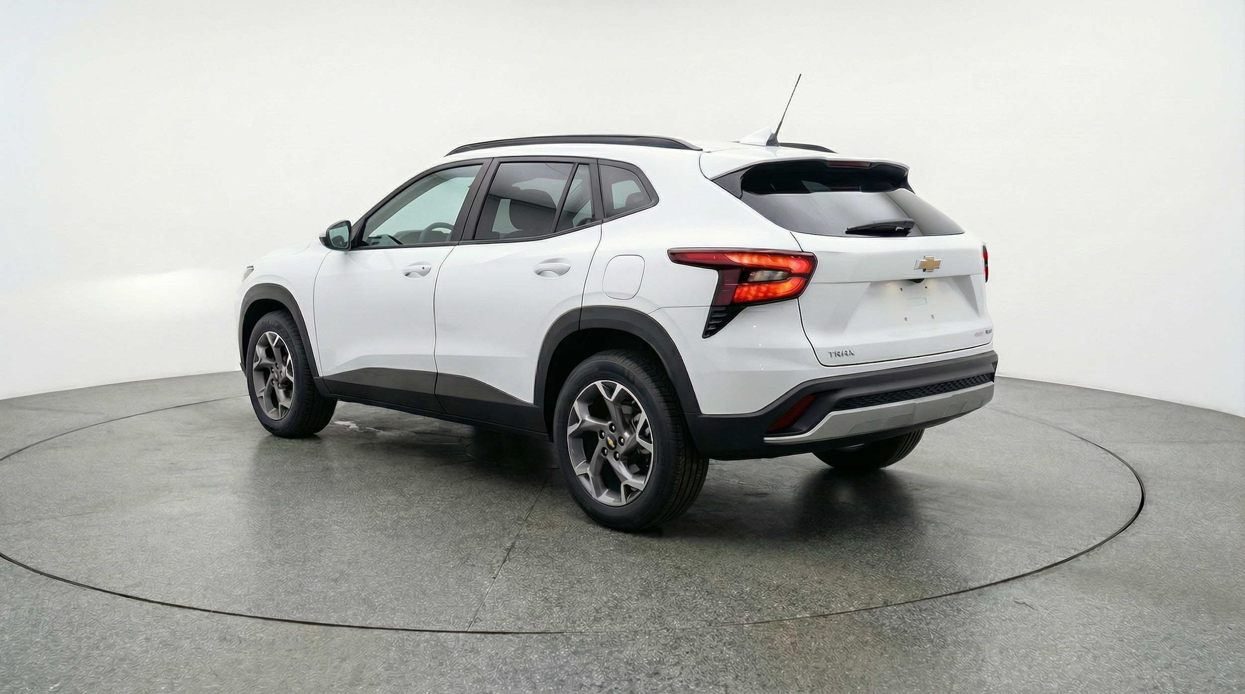 Thumbnail: 2025 Chevrolet Trax - 5