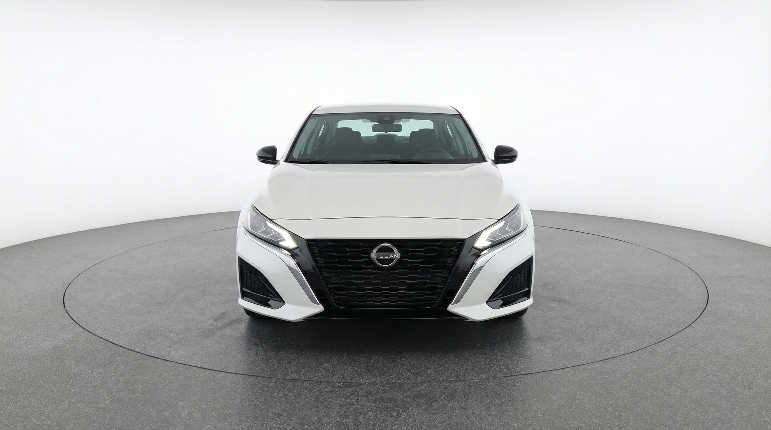 Thumbnail: 2025 Nissan Altima - 2