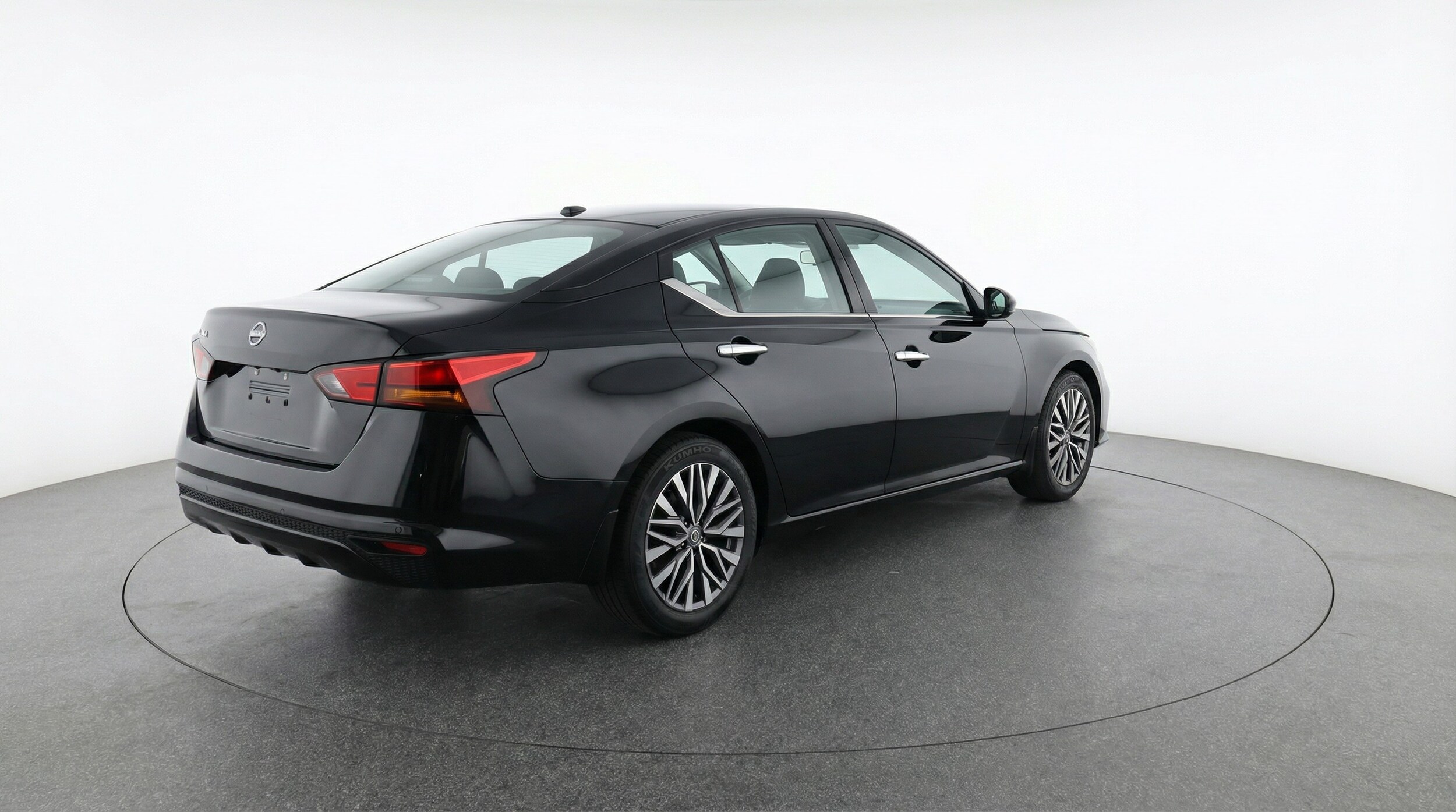 Thumbnail: 2025 Nissan Altima - 7