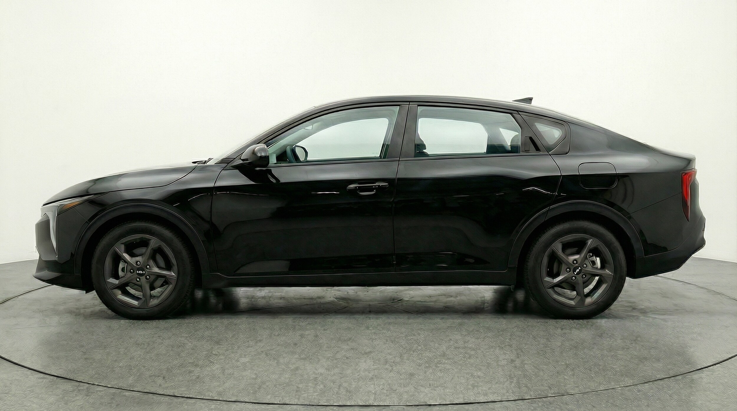 Thumbnail: 2025 Kia K4 - 4