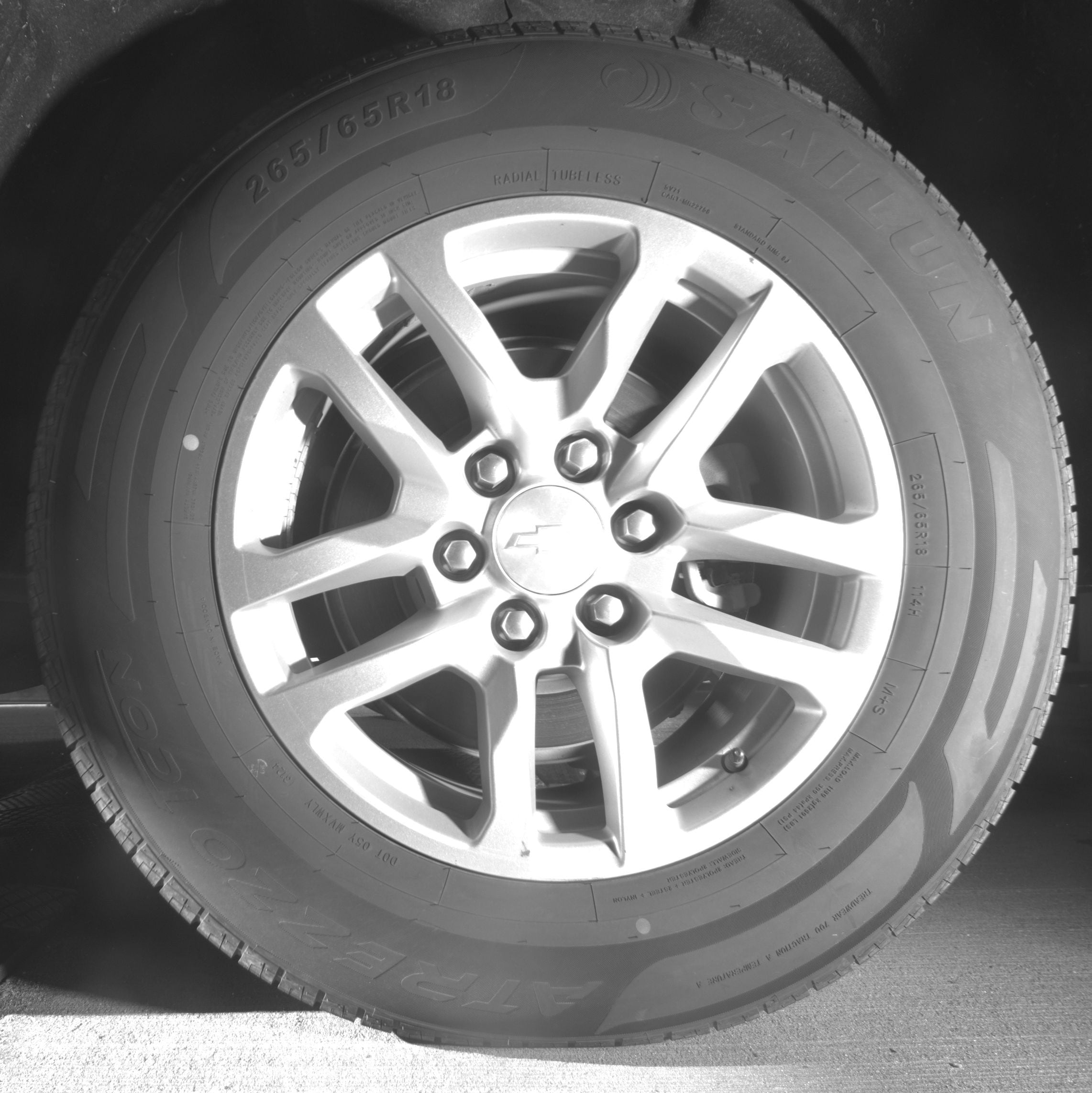 Thumbnail: 2024 Chevrolet Suburban - 11