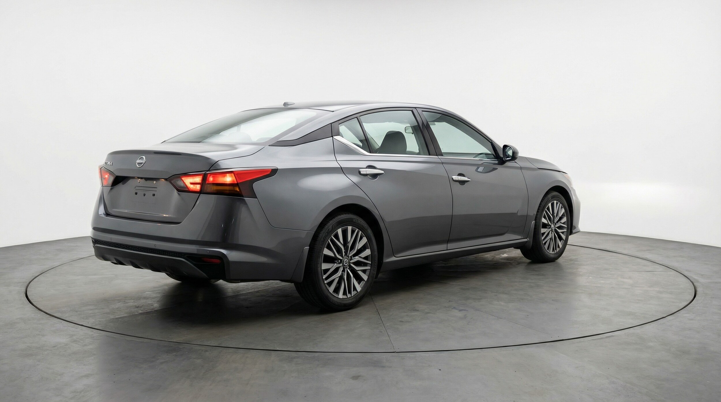 Thumbnail: 2025 Nissan Altima - 7